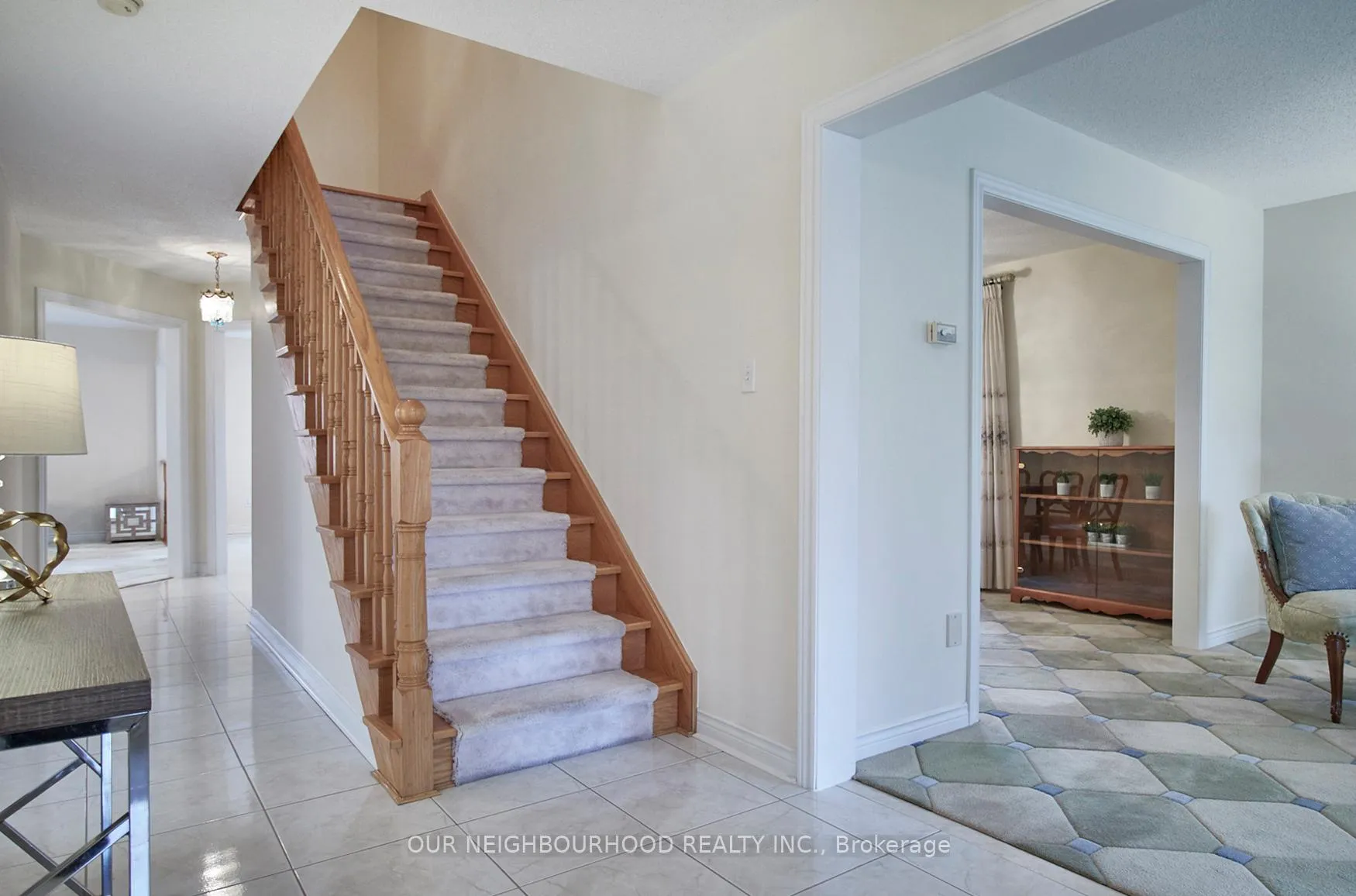 Photo 5 of 44 Headlands Crescent, Whitby, Rolling Acres — HOMEH