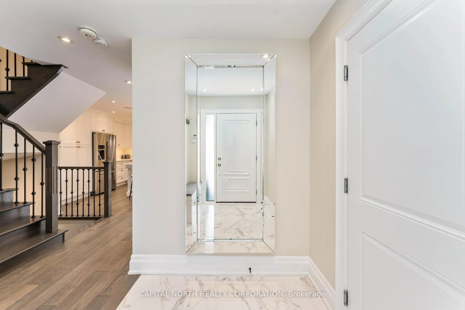 Photo 3 of 23 Redfinch Crescent, Vaughan, Vellore Village — HOMEH