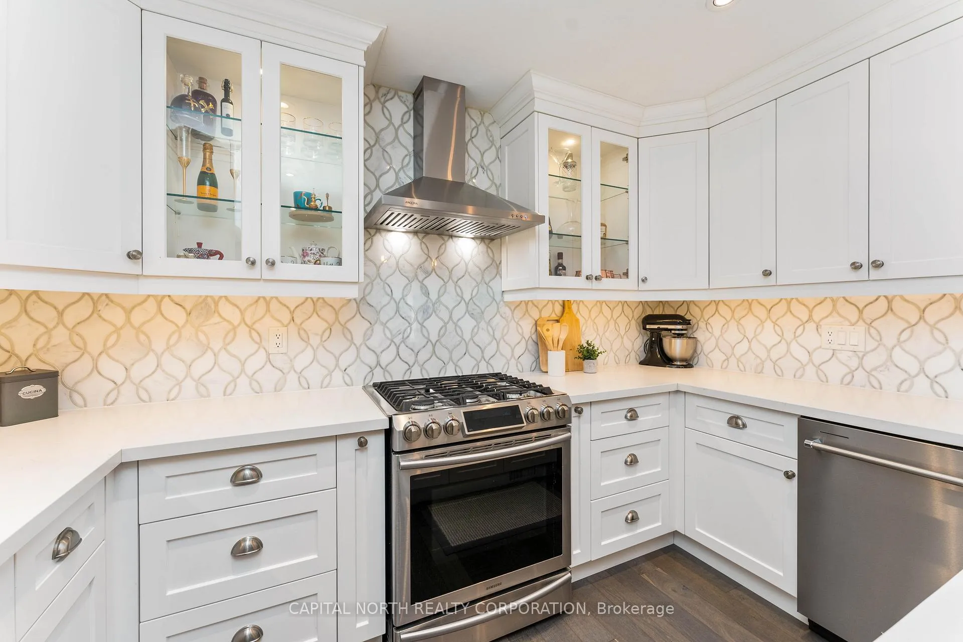 Photo 9 of 23 Redfinch Crescent, Vaughan, Vellore Village — HOMEH