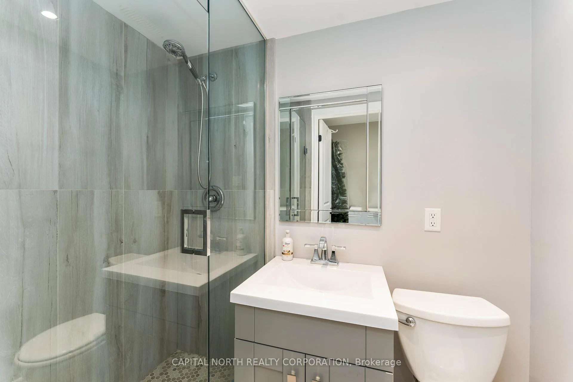 Photo 30 of 23 Redfinch Crescent, Vaughan, Vellore Village — HOMEH