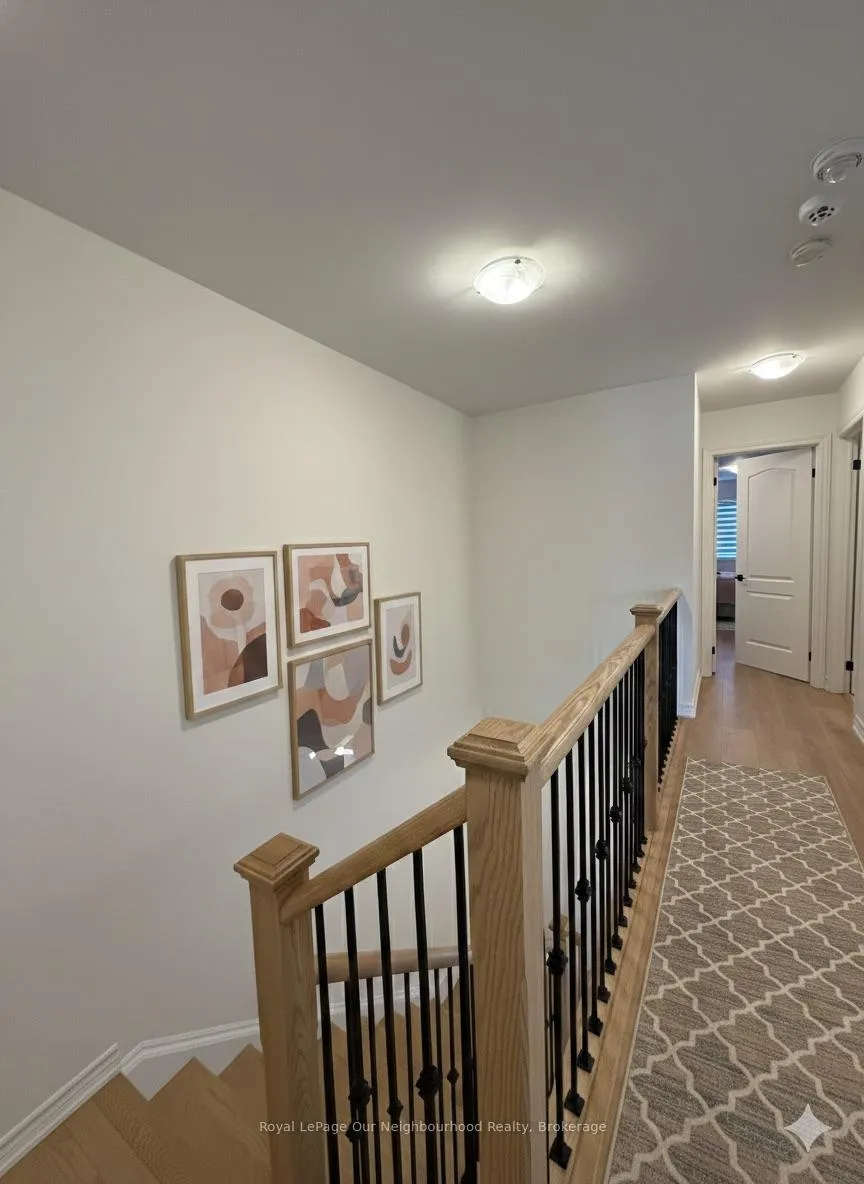 Photo 9 of 71 Greer Street, Barrie, Rural Barrie Southeast — HOMEH