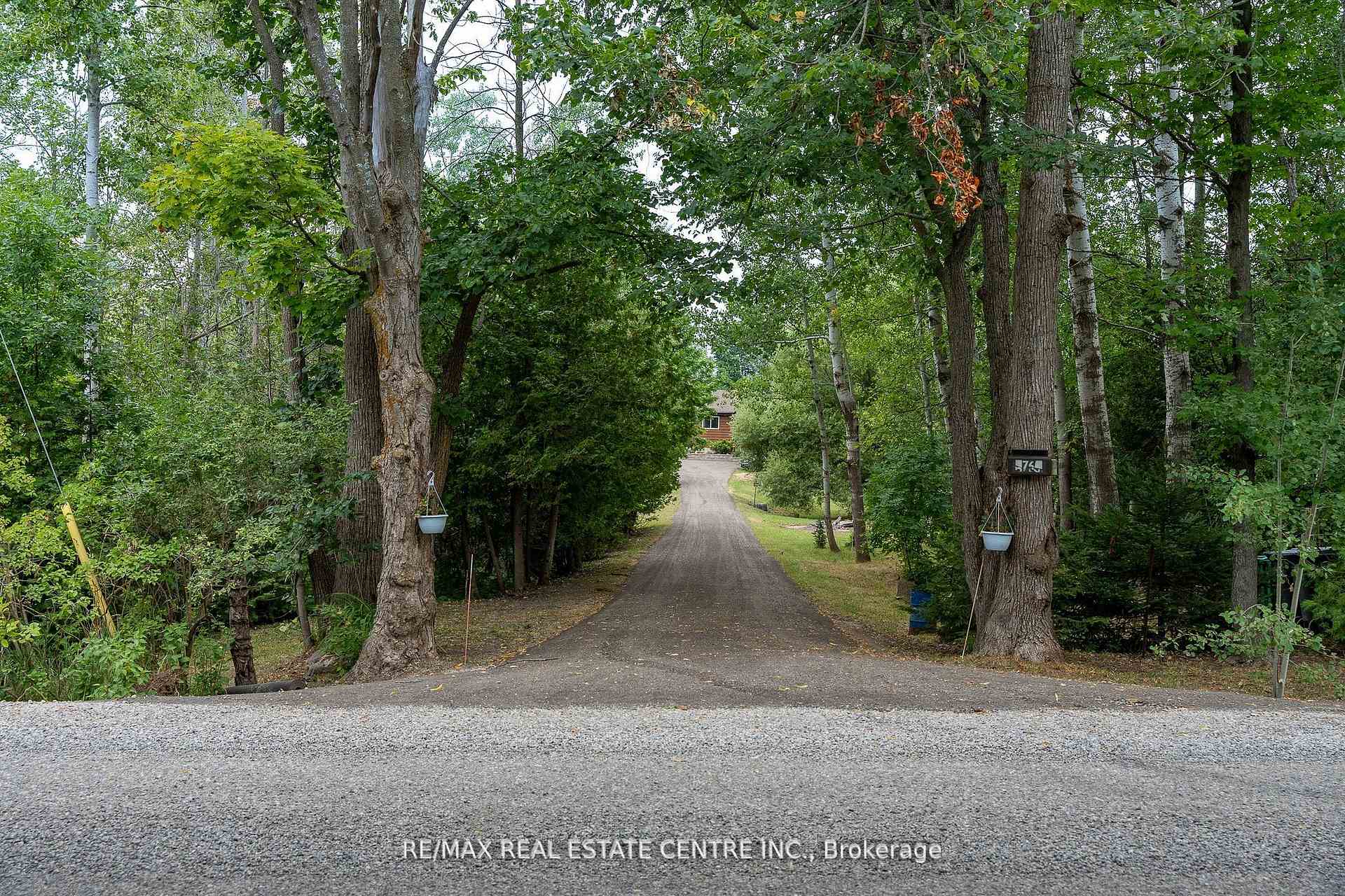 Photo 3 of 3762 Highpoint Side Road, Caledon, Rural Caledon — HOMEH