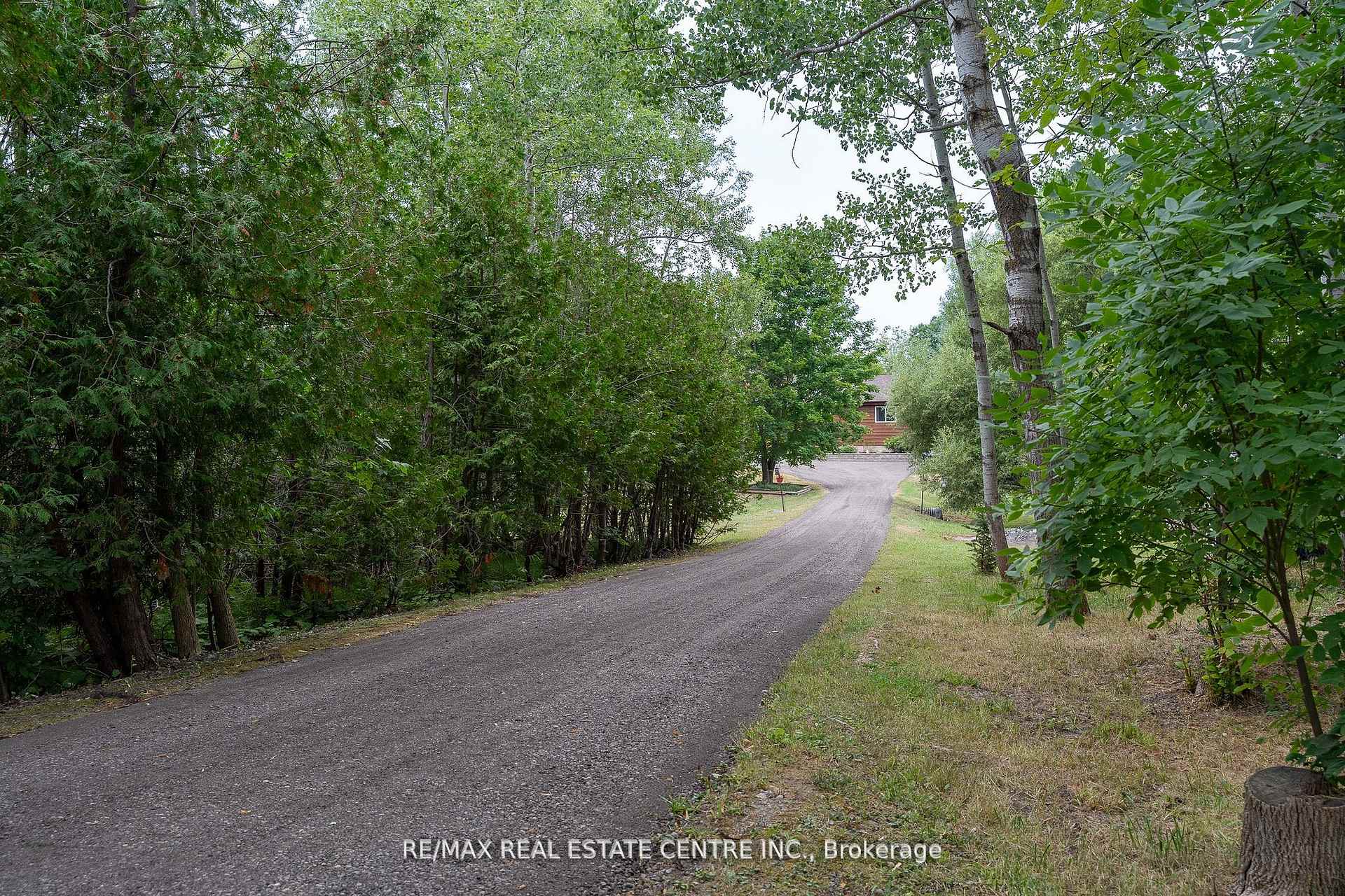 Photo 4 of 3762 Highpoint Side Road, Caledon, Rural Caledon — HOMEH