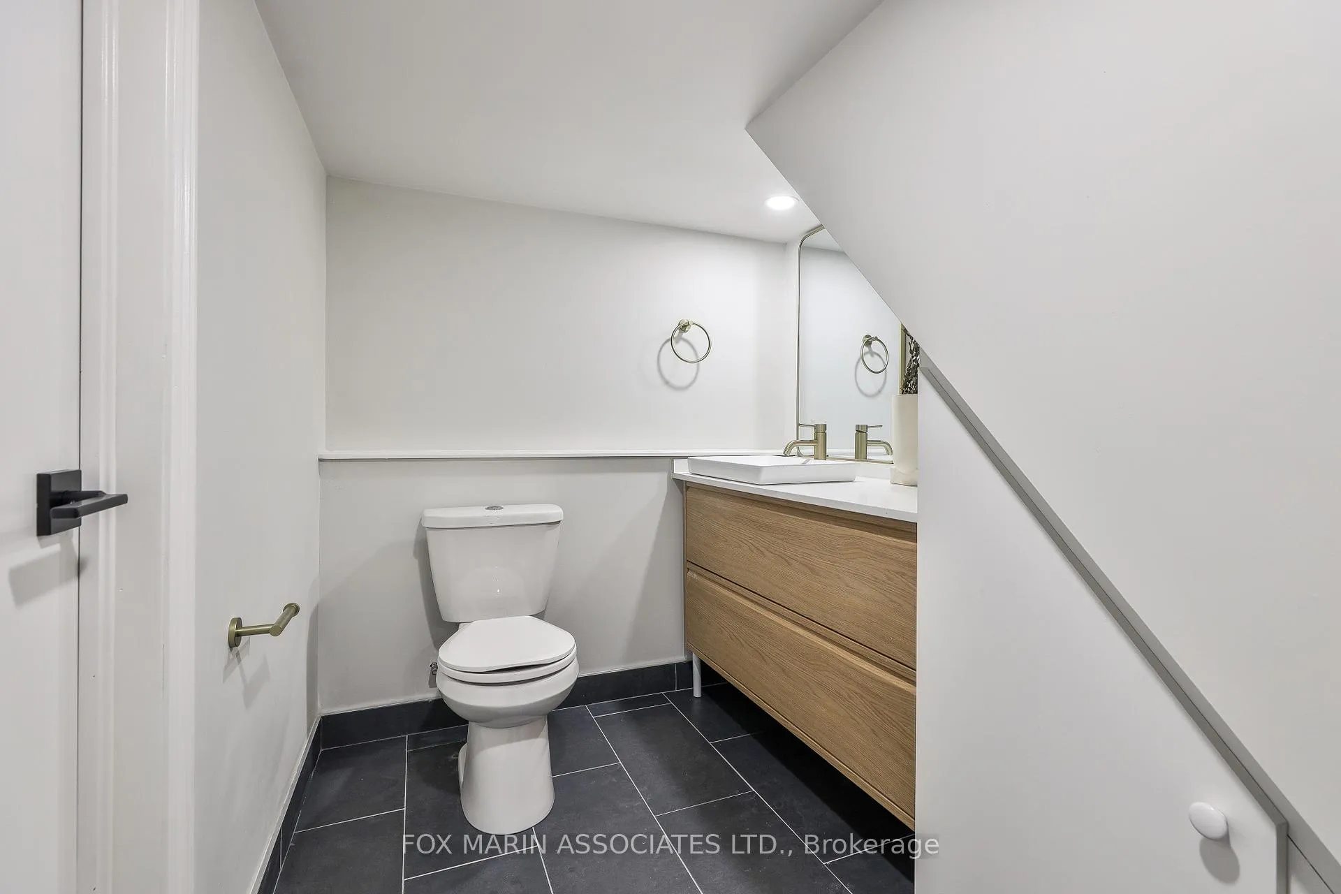 Photo 37 of 46 Lewis Street, Toronto, South Riverdale — HOMEH