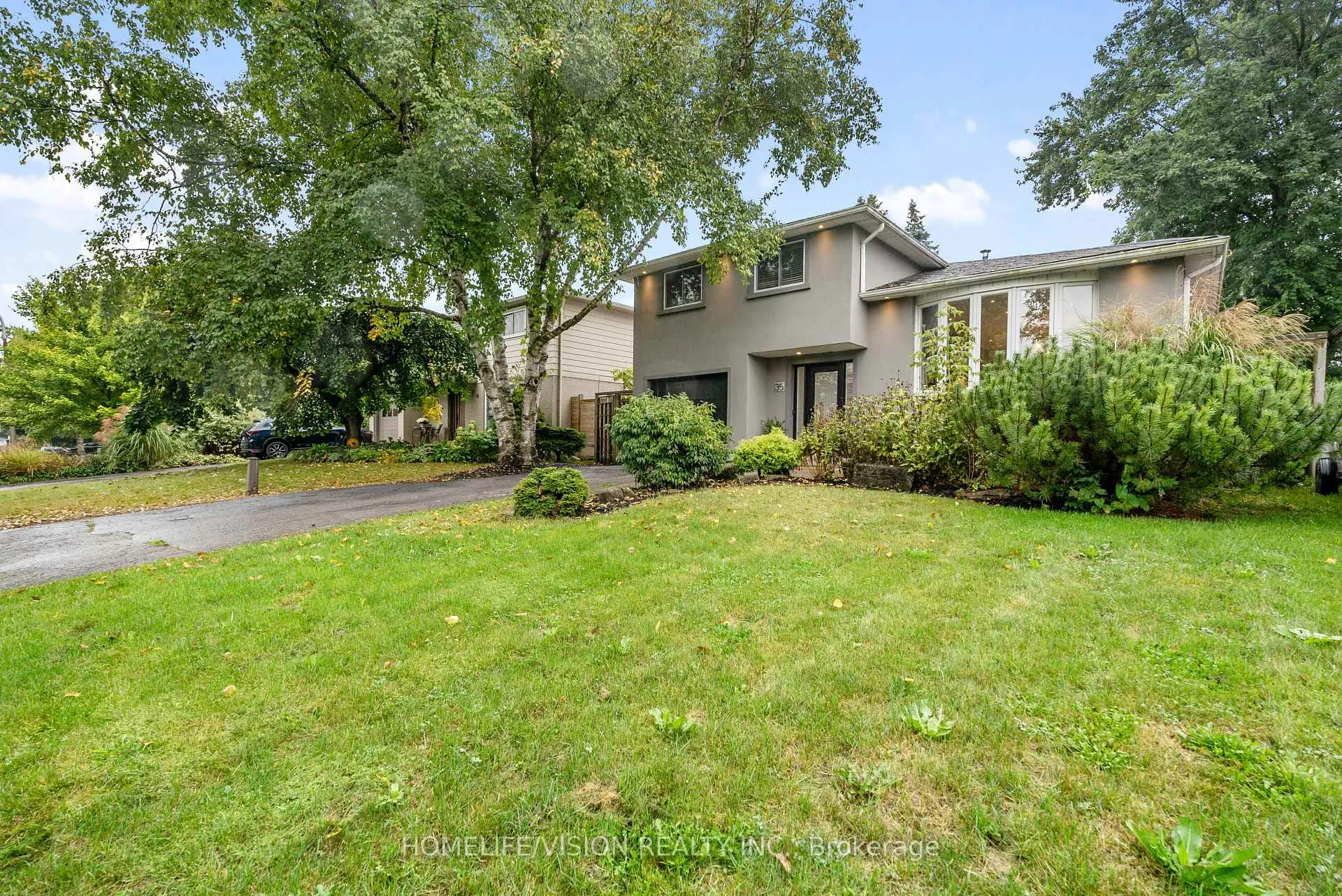 Photo 2 of 35 Brown Street, New Tecumseth, Tottenham — HOMEH