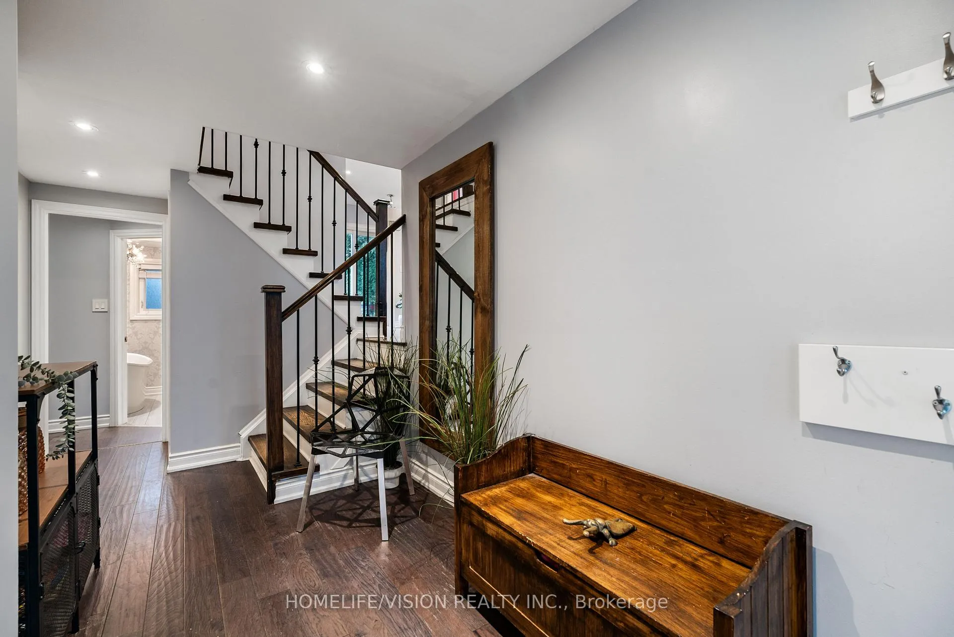 Photo 4 of 35 Brown Street, New Tecumseth, Tottenham — HOMEH