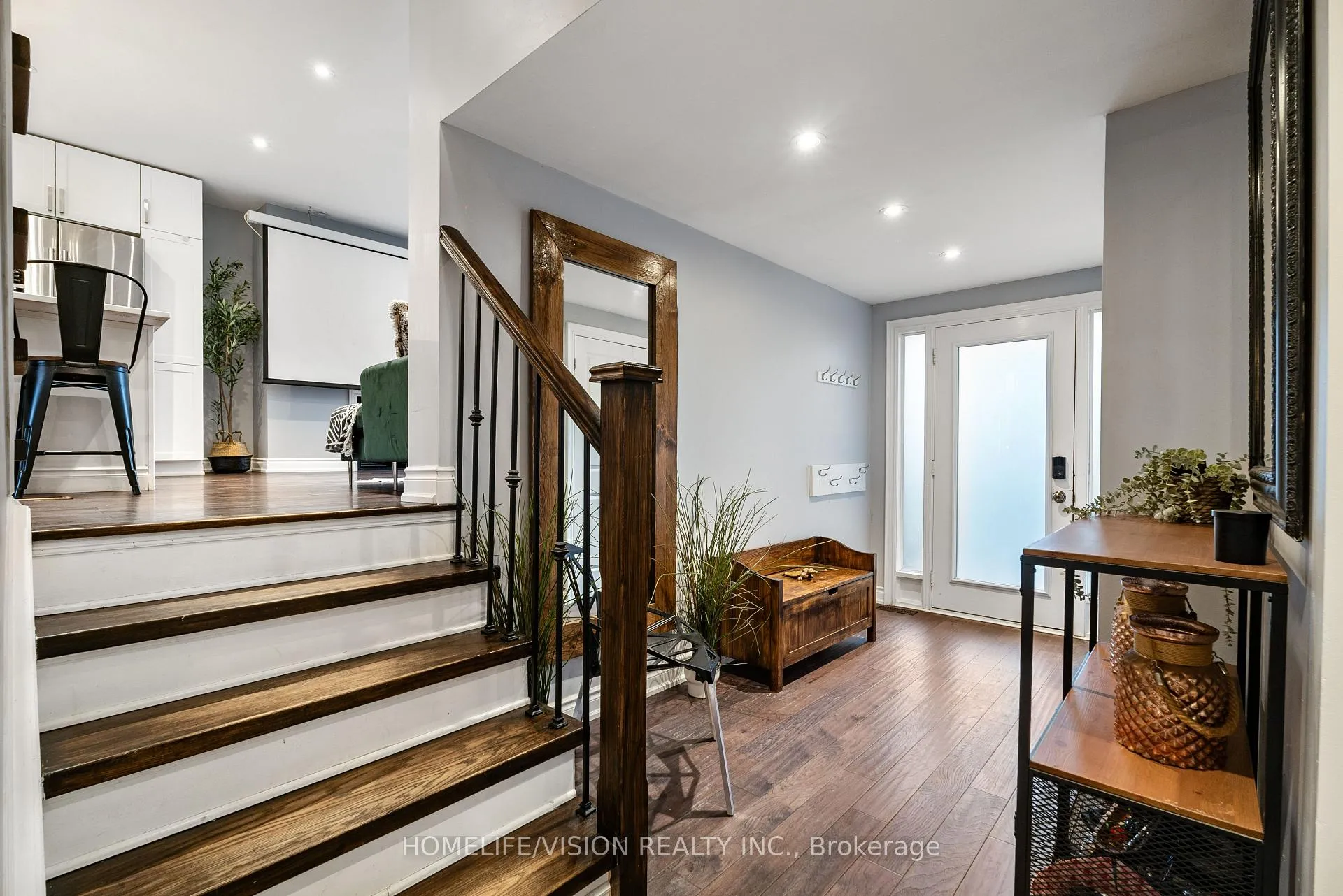 Photo 10 of 35 Brown Street, New Tecumseth, Tottenham — HOMEH