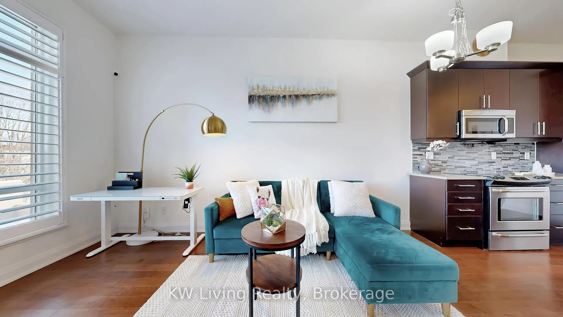 Photo 6 of Unit 316, 15277 Yonge Street, Aurora, Aurora Village — HOMEH