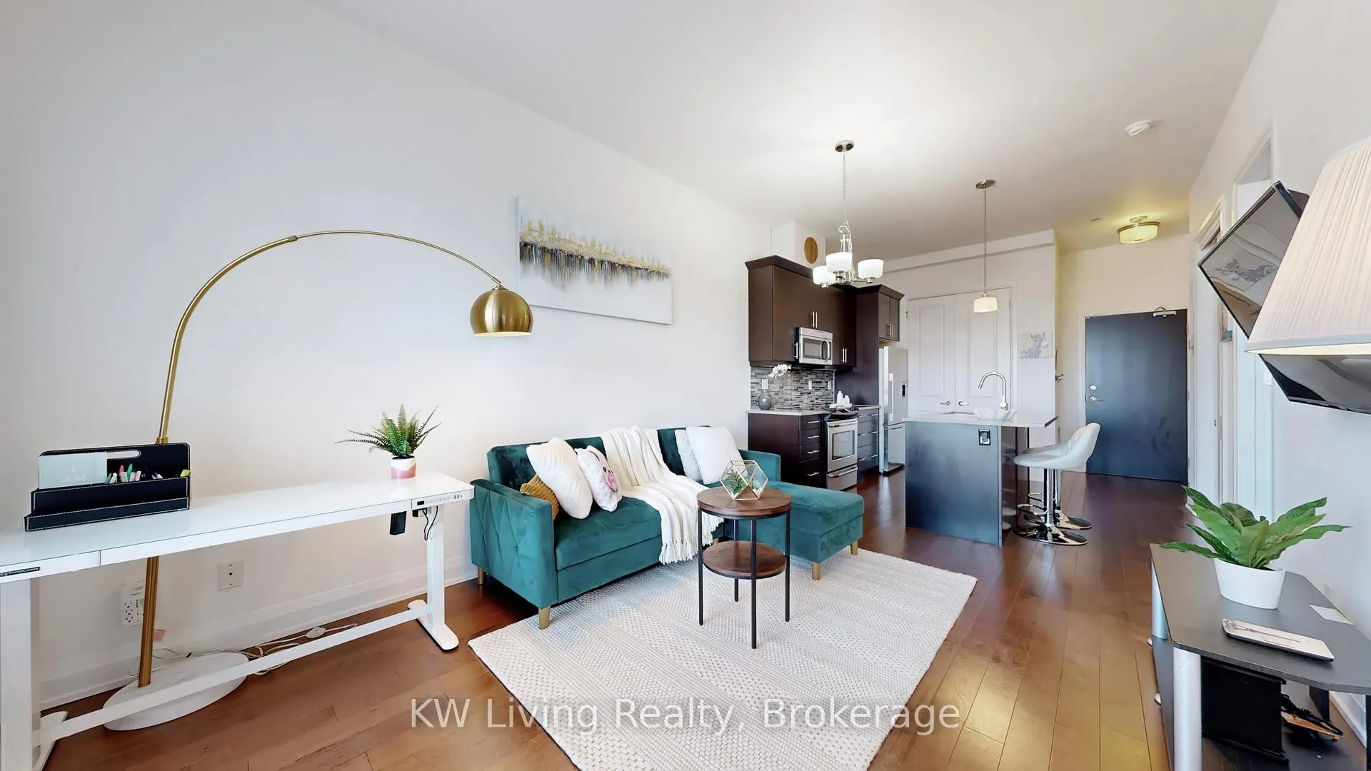 Photo 7 of Unit 316, 15277 Yonge Street, Aurora, Aurora Village — HOMEH