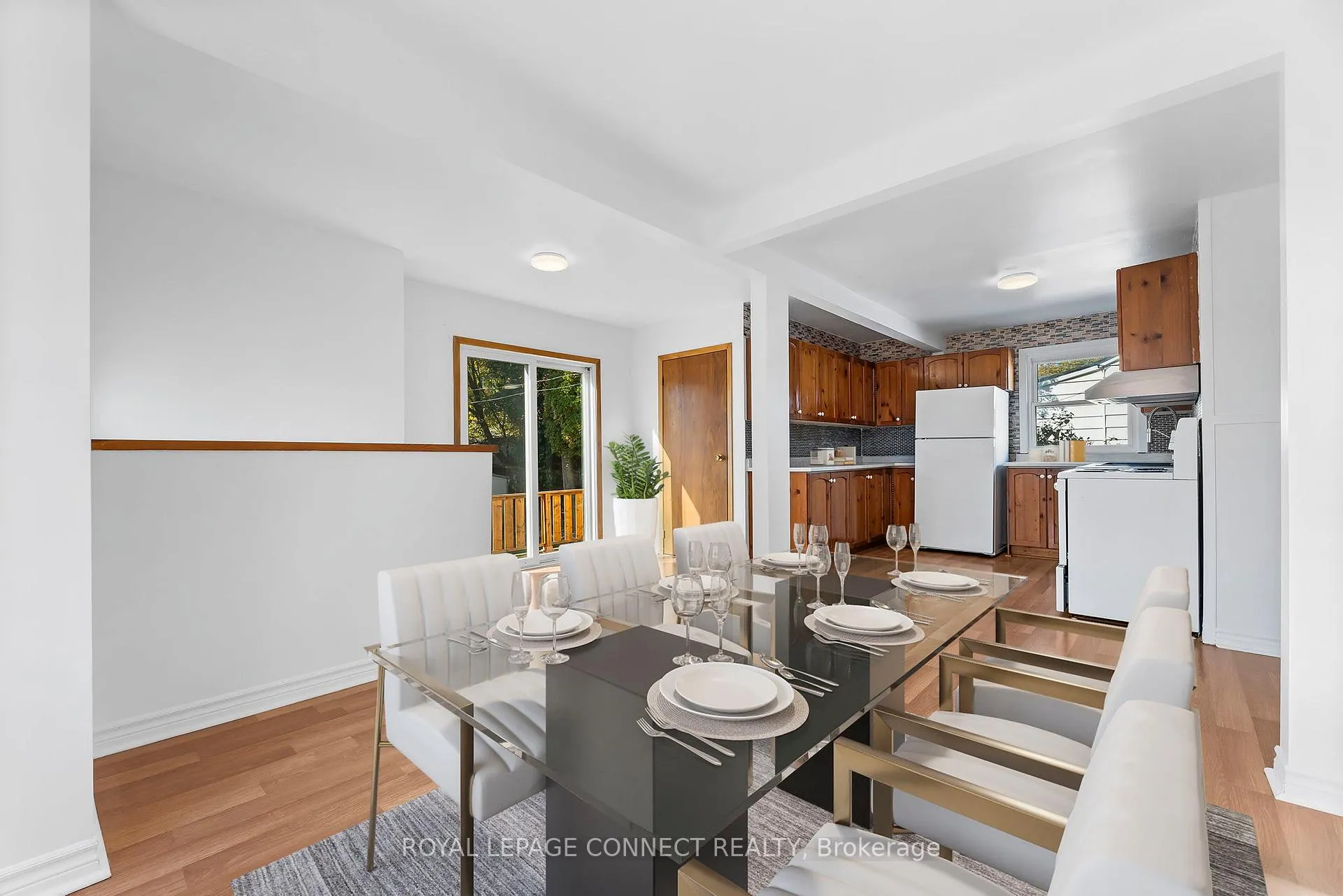Photo 16 of 36 Windsor Avenue, Ajax, Central — HOMEH
