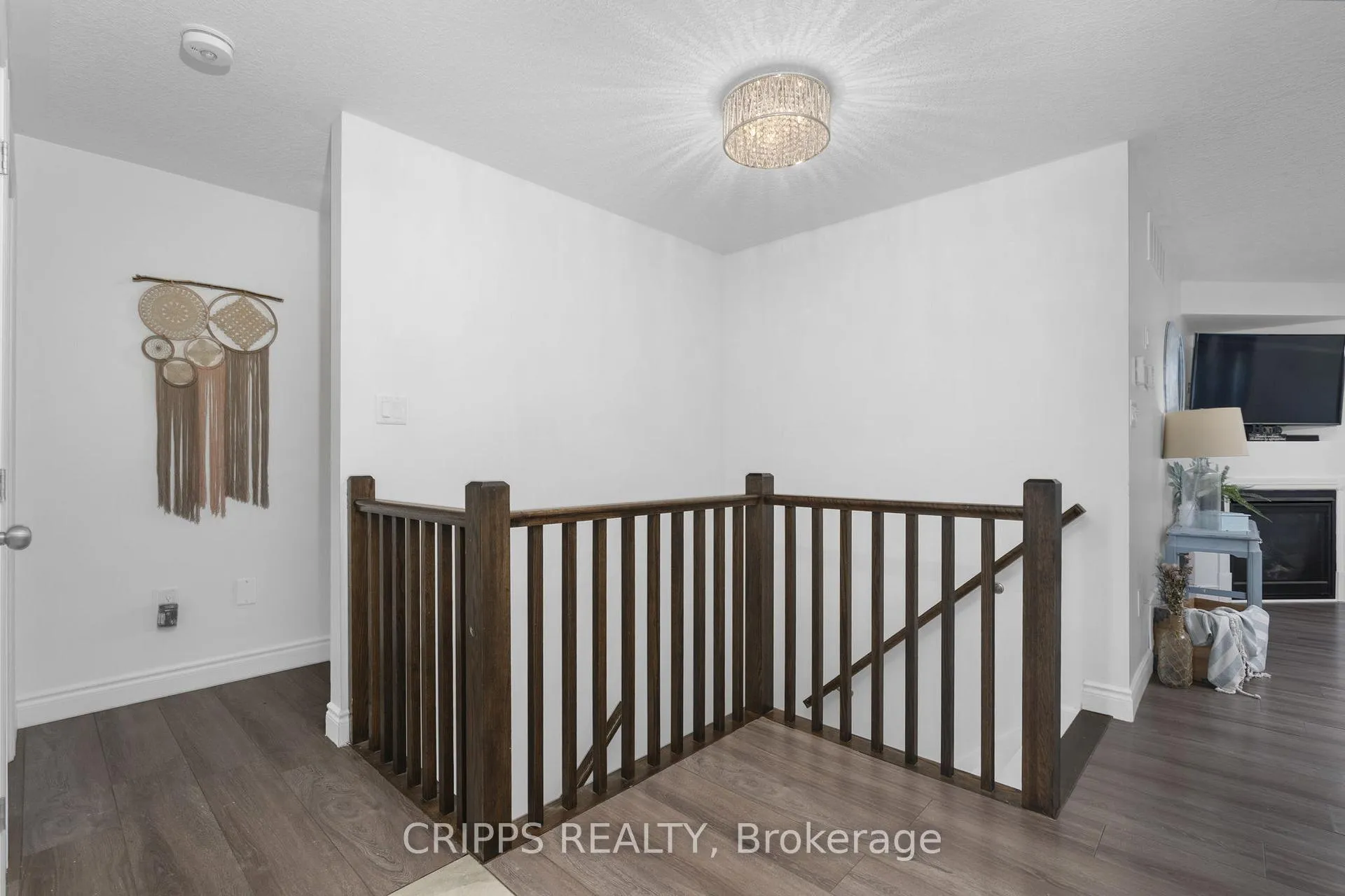 Photo 12 of 37 Sheppard Drive, Tay, Victoria Harbour — HOMEH