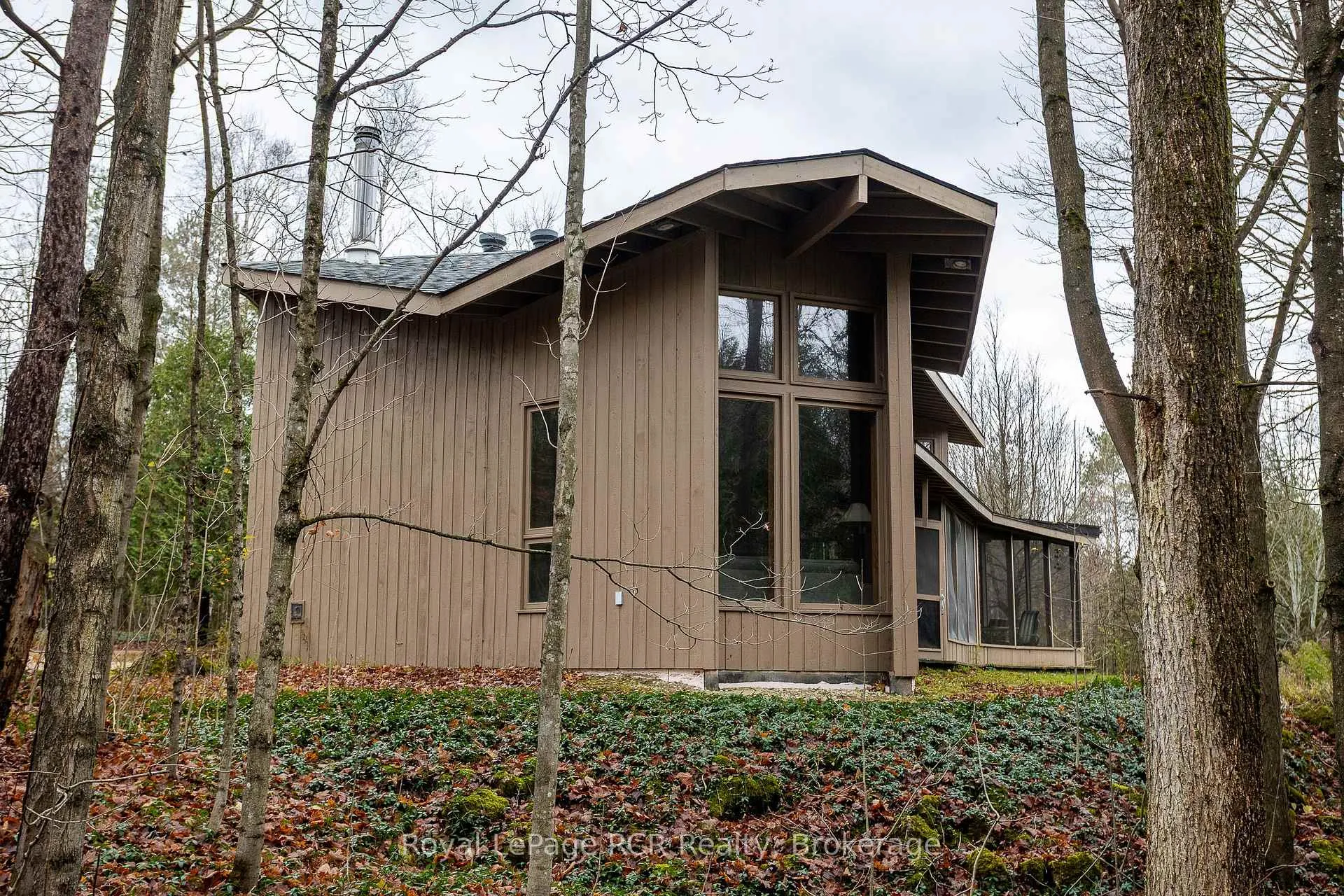 Front of 603391 Lime Kiln Road