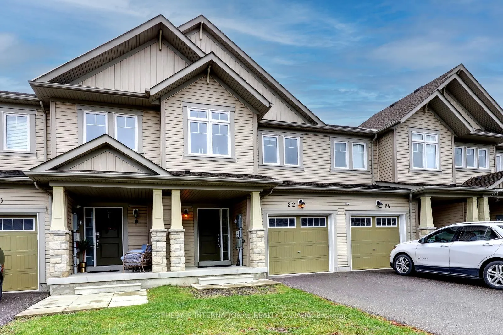 Photo 2 of 22 Great Gabe Crescent, Oshawa, Windfields — HOMEH