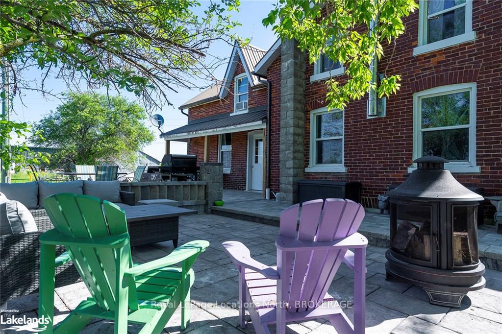 Photo 7 of 6176 21 22 NOTTAWASAGA Sdrd, Clearview, Rural Clearview — HOMEH