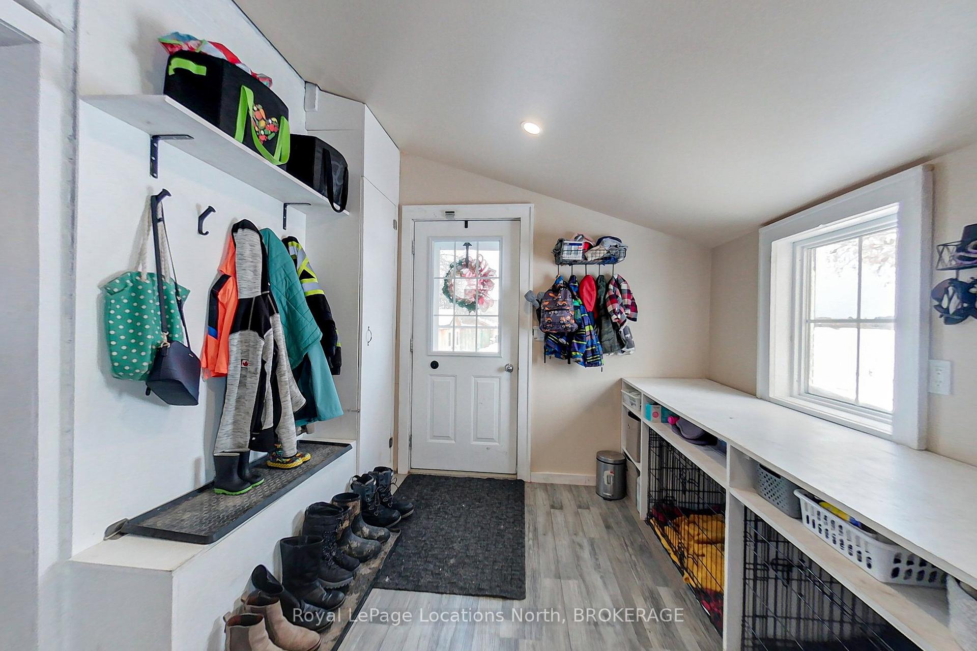 Photo 9 of 6176 21 22 NOTTAWASAGA Sdrd, Clearview, Rural Clearview — HOMEH