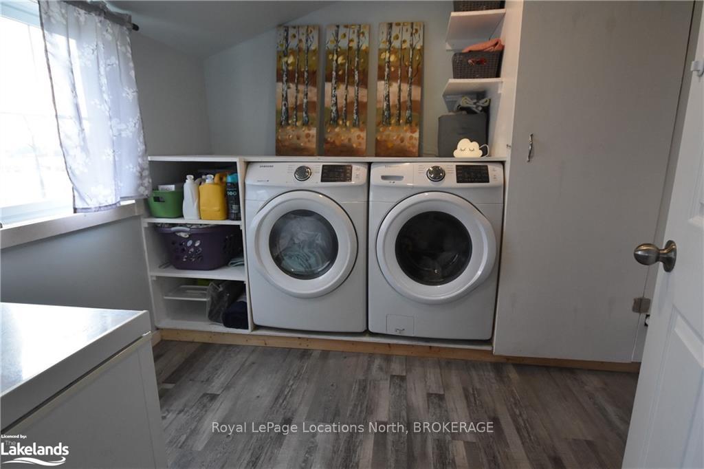 Photo 10 of 6176 21 22 NOTTAWASAGA Sdrd, Clearview, Rural Clearview — HOMEH
