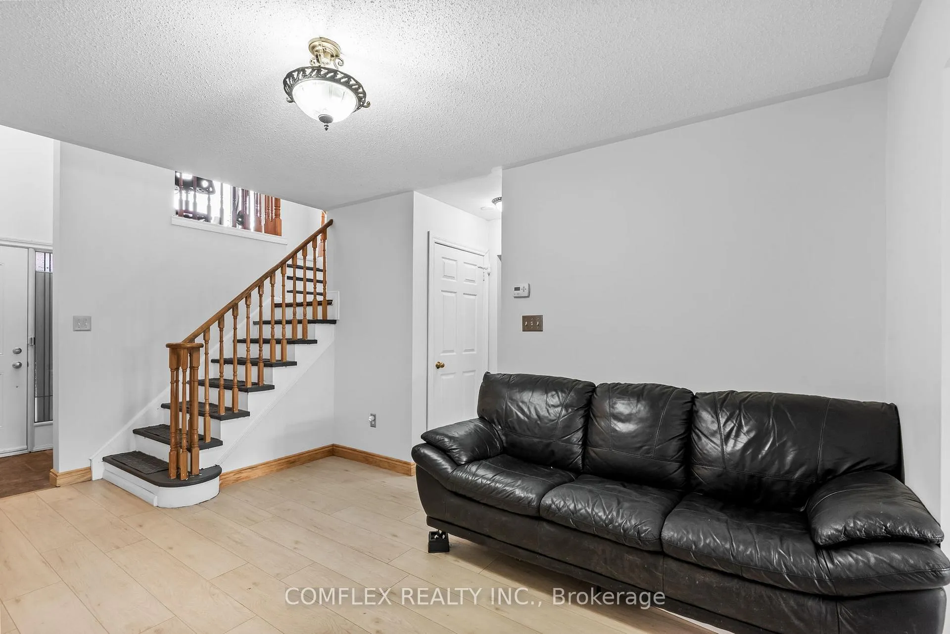 Photo 5 of 87 Old Colony Drive, Whitby, Pringle Creek — HOMEH