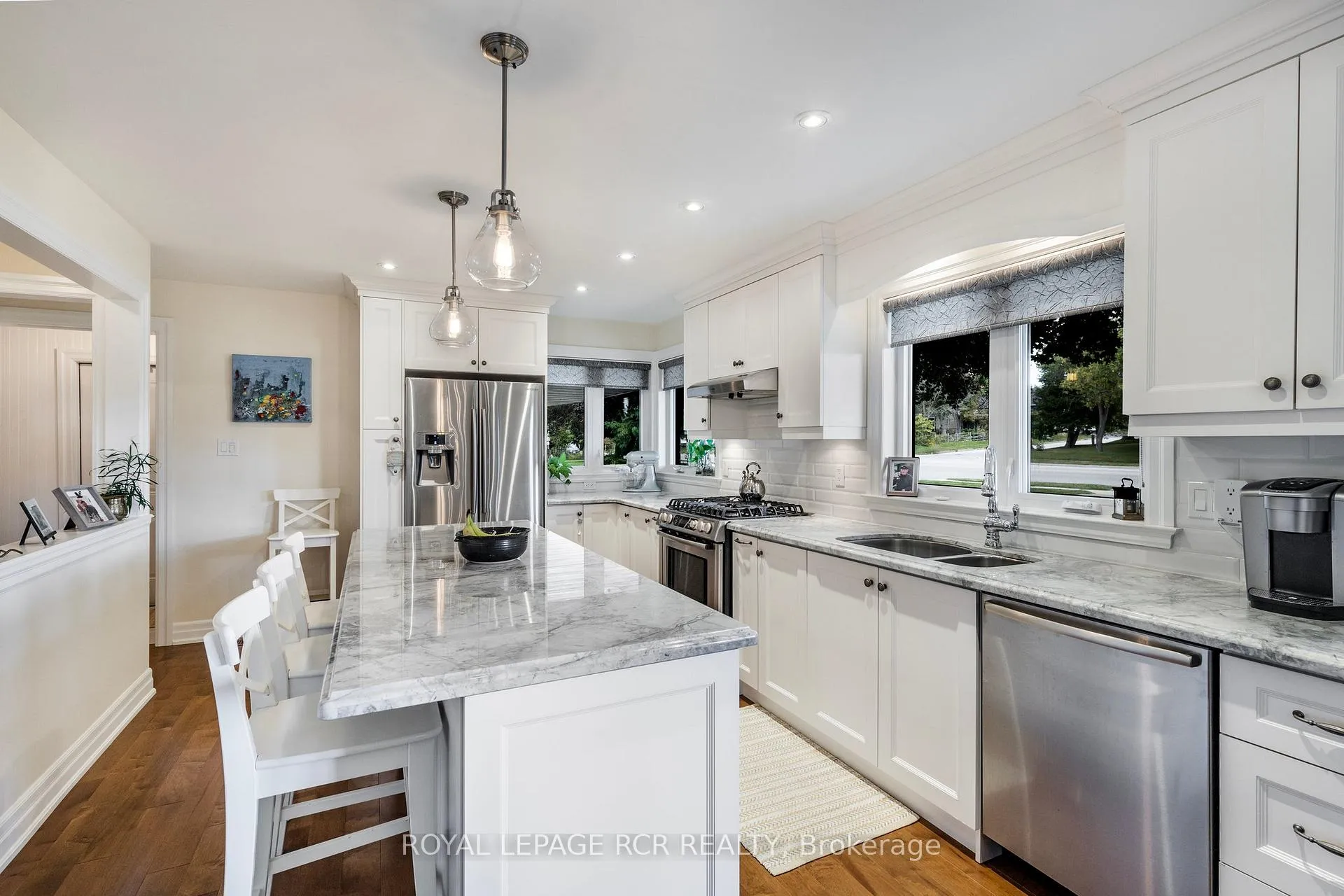 Photo 13 of 22 King Street S, Innisfil, Cookstown — HOMEH