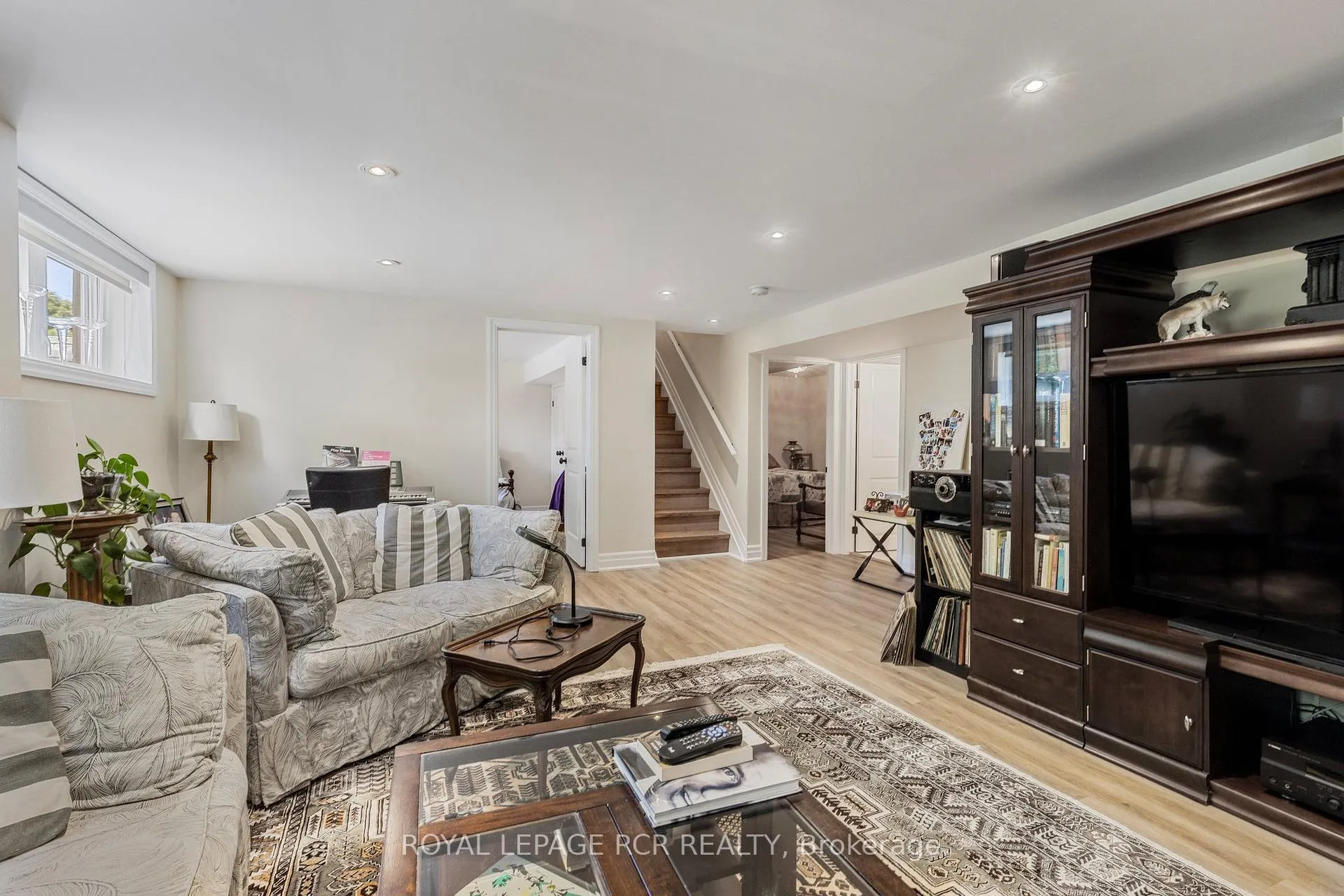 Photo 32 of 22 King Street S, Innisfil, Cookstown — HOMEH