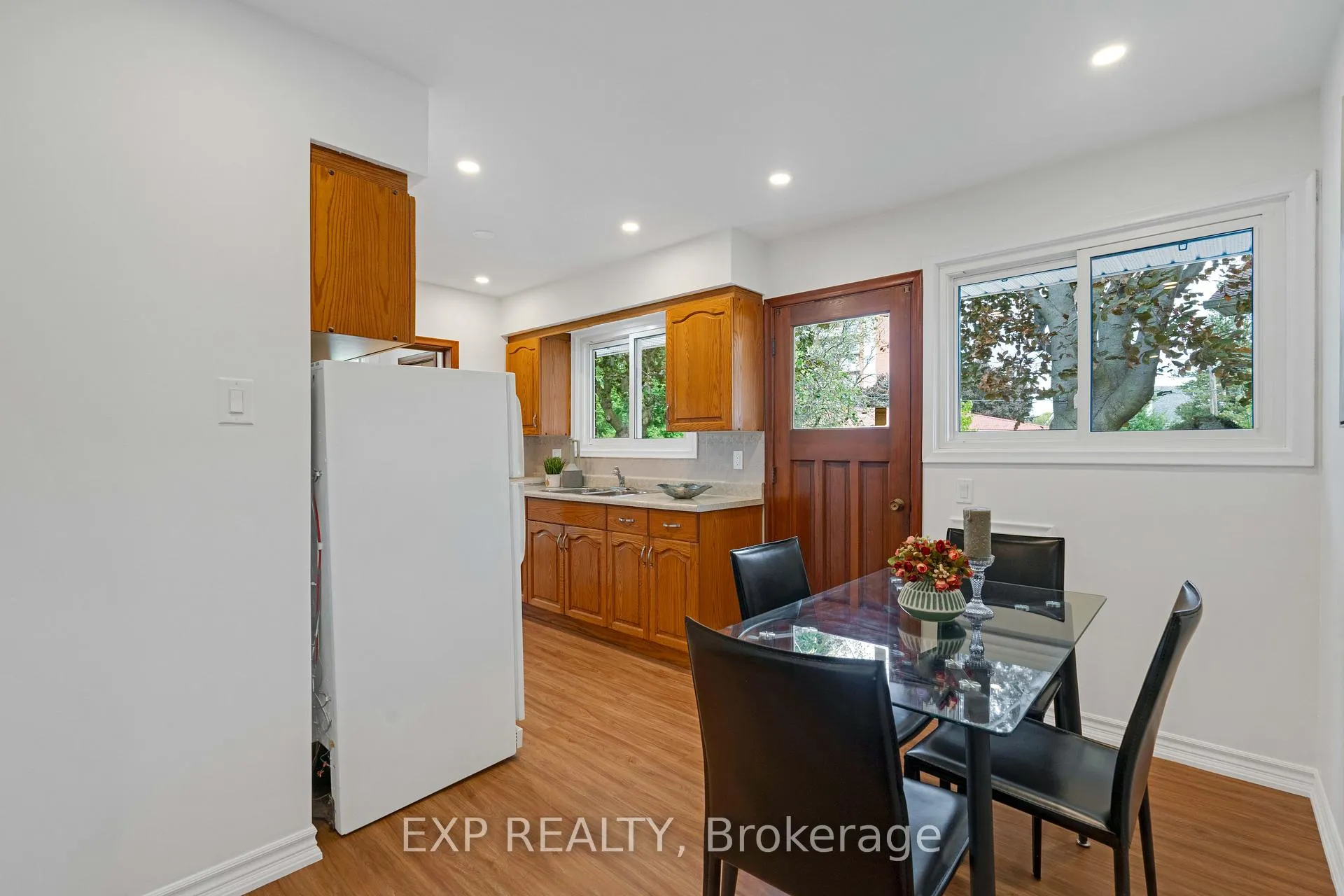 Photo 7 of 47 Sunrise Drive, Hamilton, Corman — HOMEH