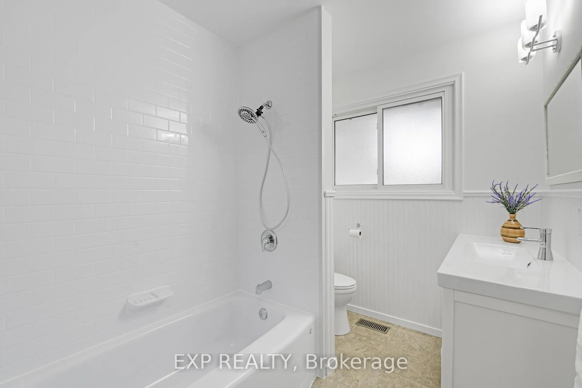 Photo 17 of 47 Sunrise Drive, Hamilton, Corman — HOMEH