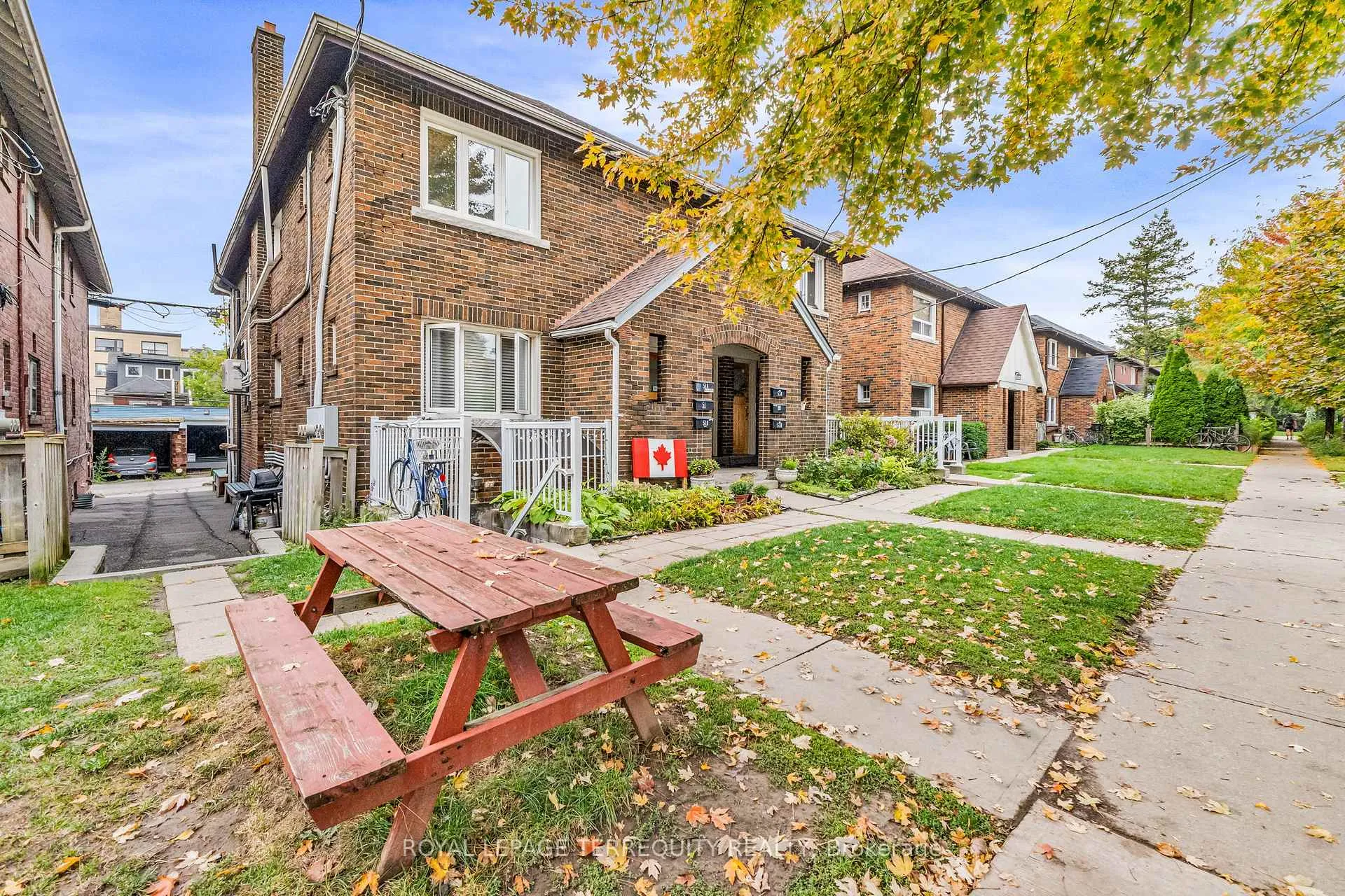 Photo 1 of 51 Claxton Boulevard, Toronto, Humewood-Cedarvale — HOMEH