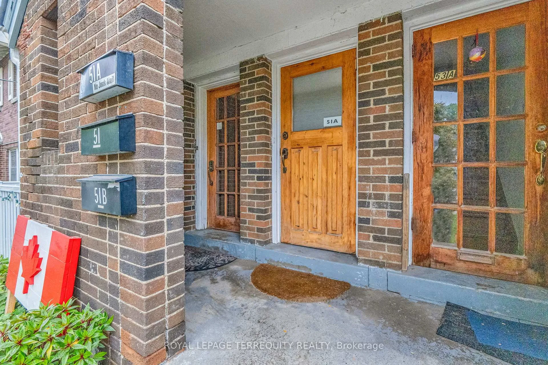 Photo 3 of 51 Claxton Boulevard, Toronto, Humewood-Cedarvale — HOMEH