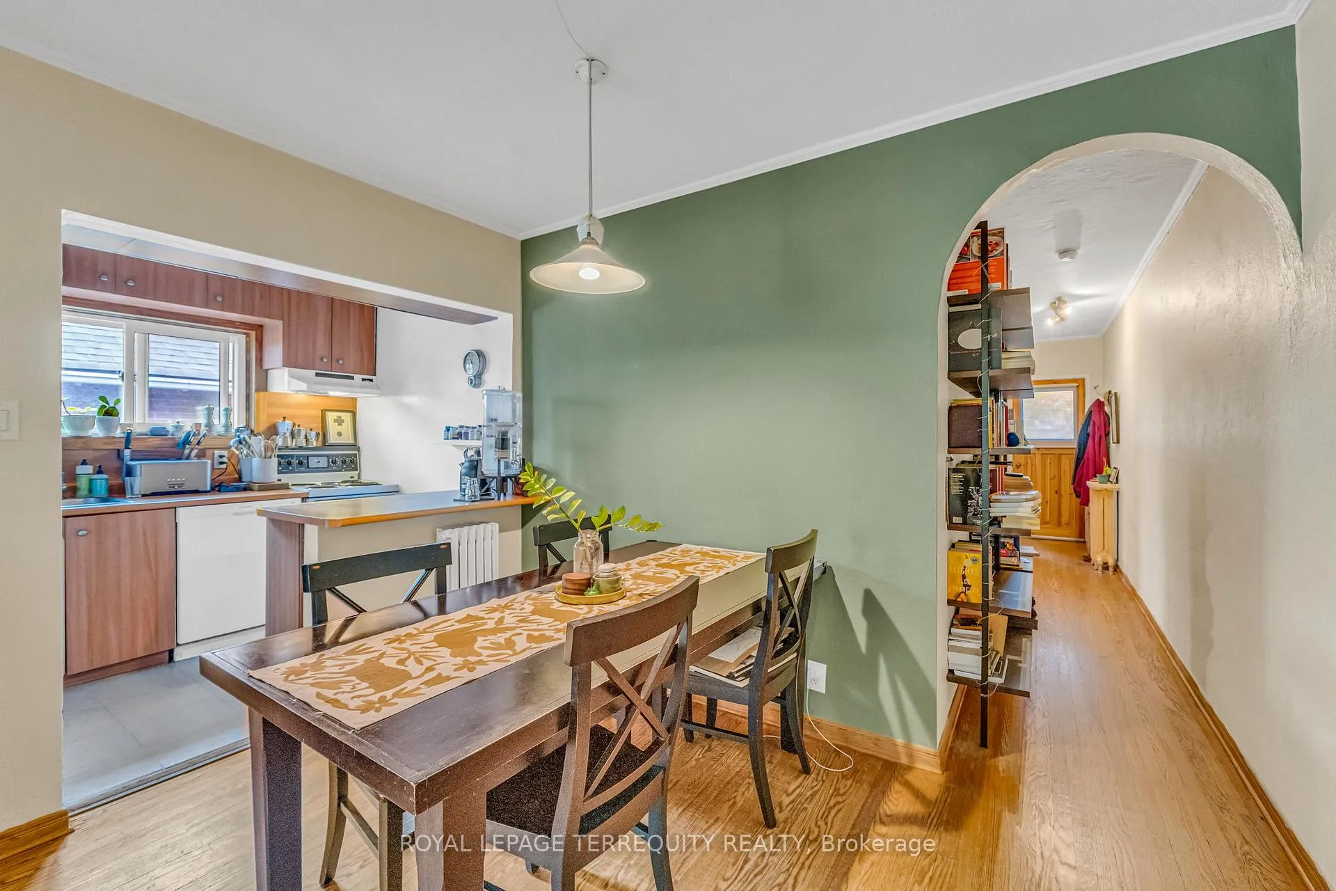 Photo 13 of 51 Claxton Boulevard, Toronto, Humewood-Cedarvale — HOMEH