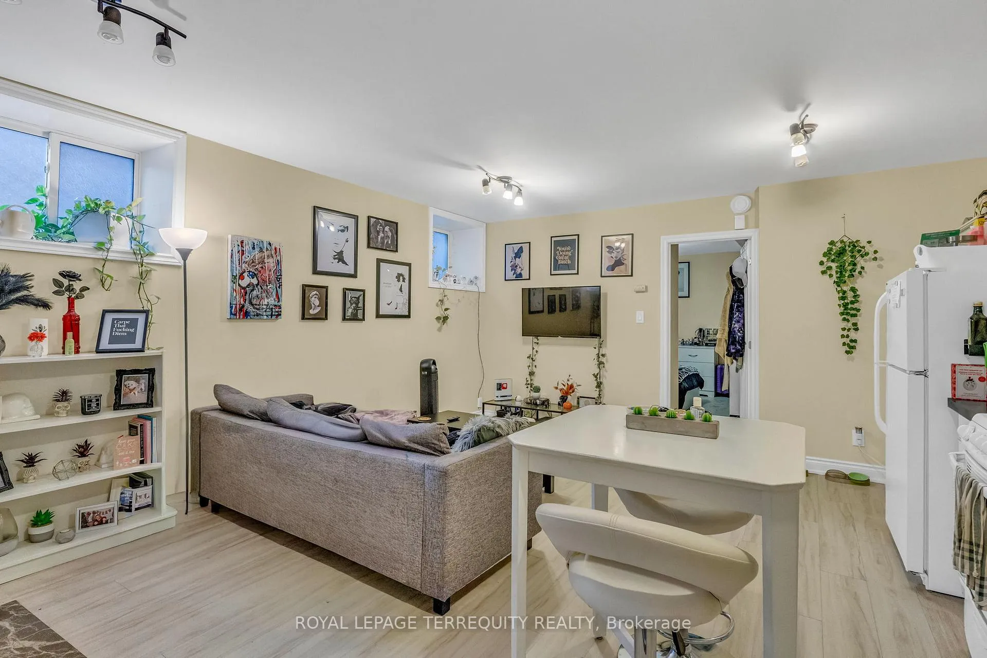 Photo 23 of 51 Claxton Boulevard, Toronto, Humewood-Cedarvale — HOMEH