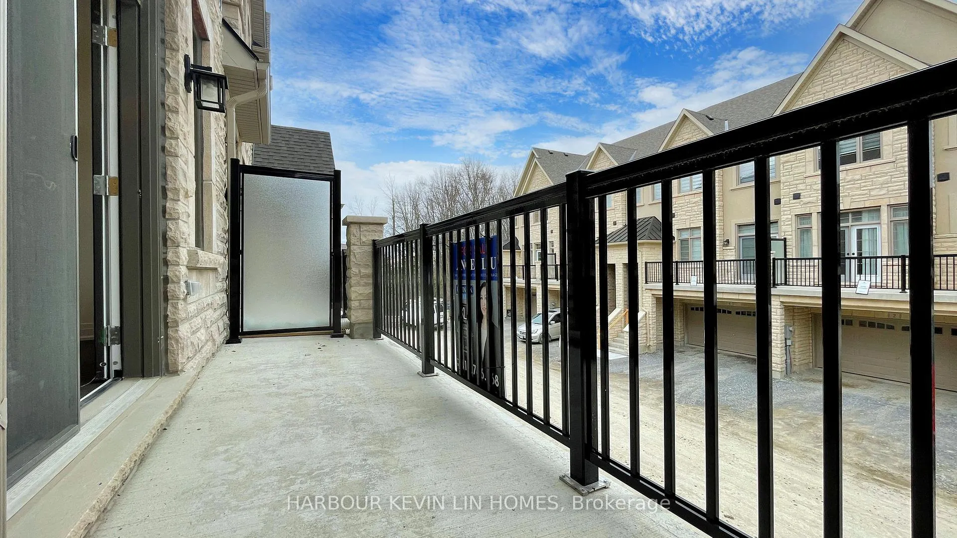 Photo 14 of 1 Gardeners Lane, Markham, Angus Glen — HOMEH