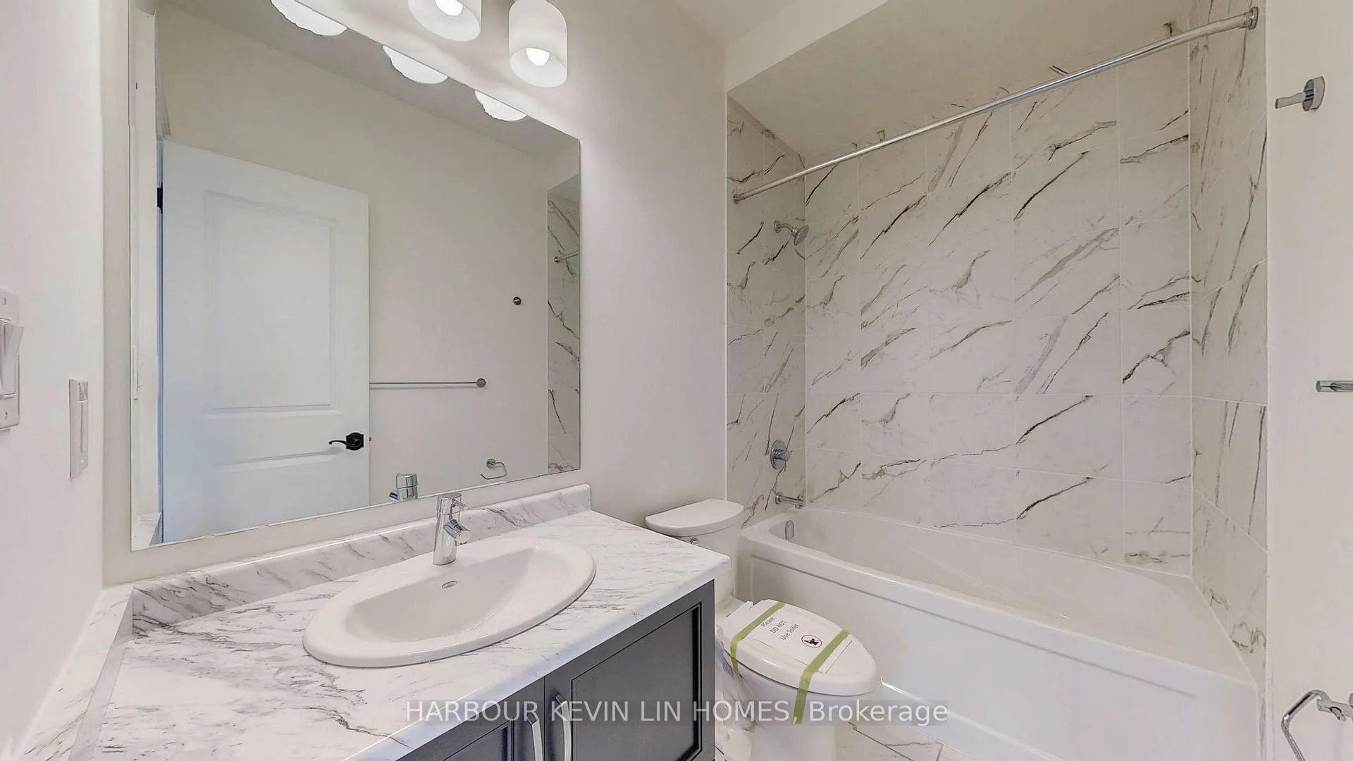 Photo 27 of 1 Gardeners Lane, Markham, Angus Glen — HOMEH