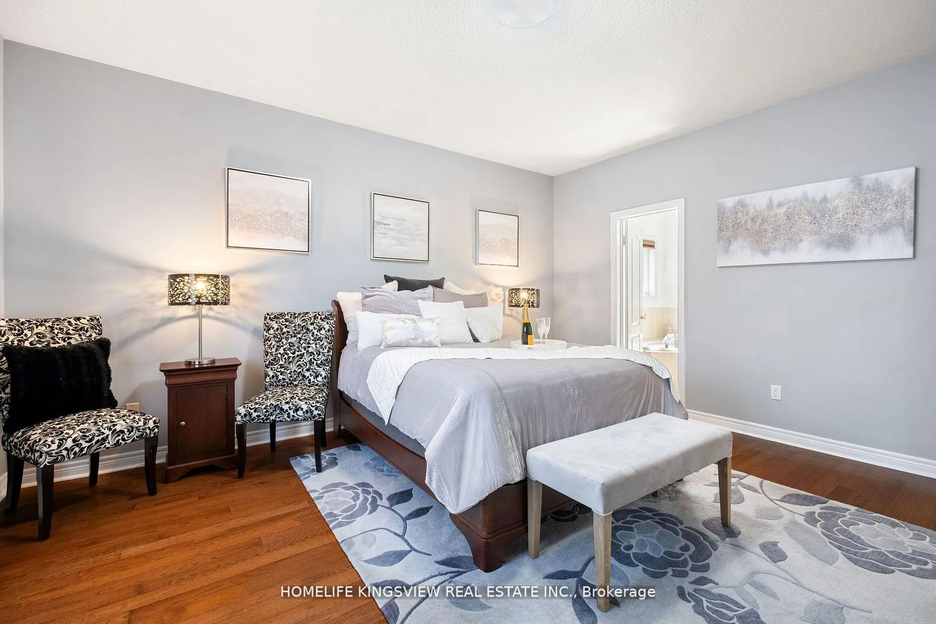 Photo 17 of 220 Peak Point Boulevard, Vaughan, Rural Vaughan — HOMEH