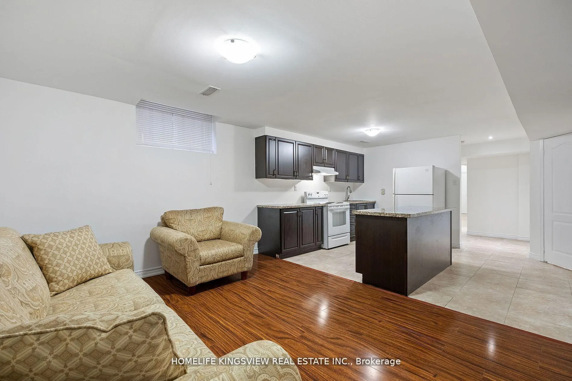 Photo 35 of 220 Peak Point Boulevard, Vaughan, Rural Vaughan — HOMEH