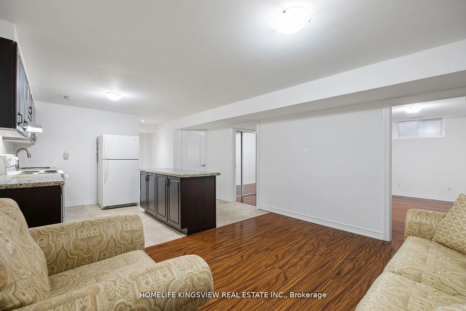 Photo 36 of 220 Peak Point Boulevard, Vaughan, Rural Vaughan — HOMEH