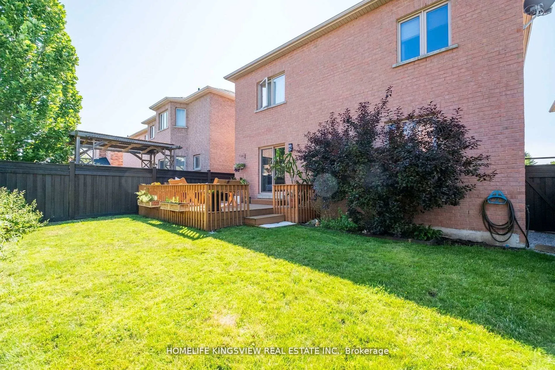 Photo 39 of 220 Peak Point Boulevard, Vaughan, Rural Vaughan — HOMEH