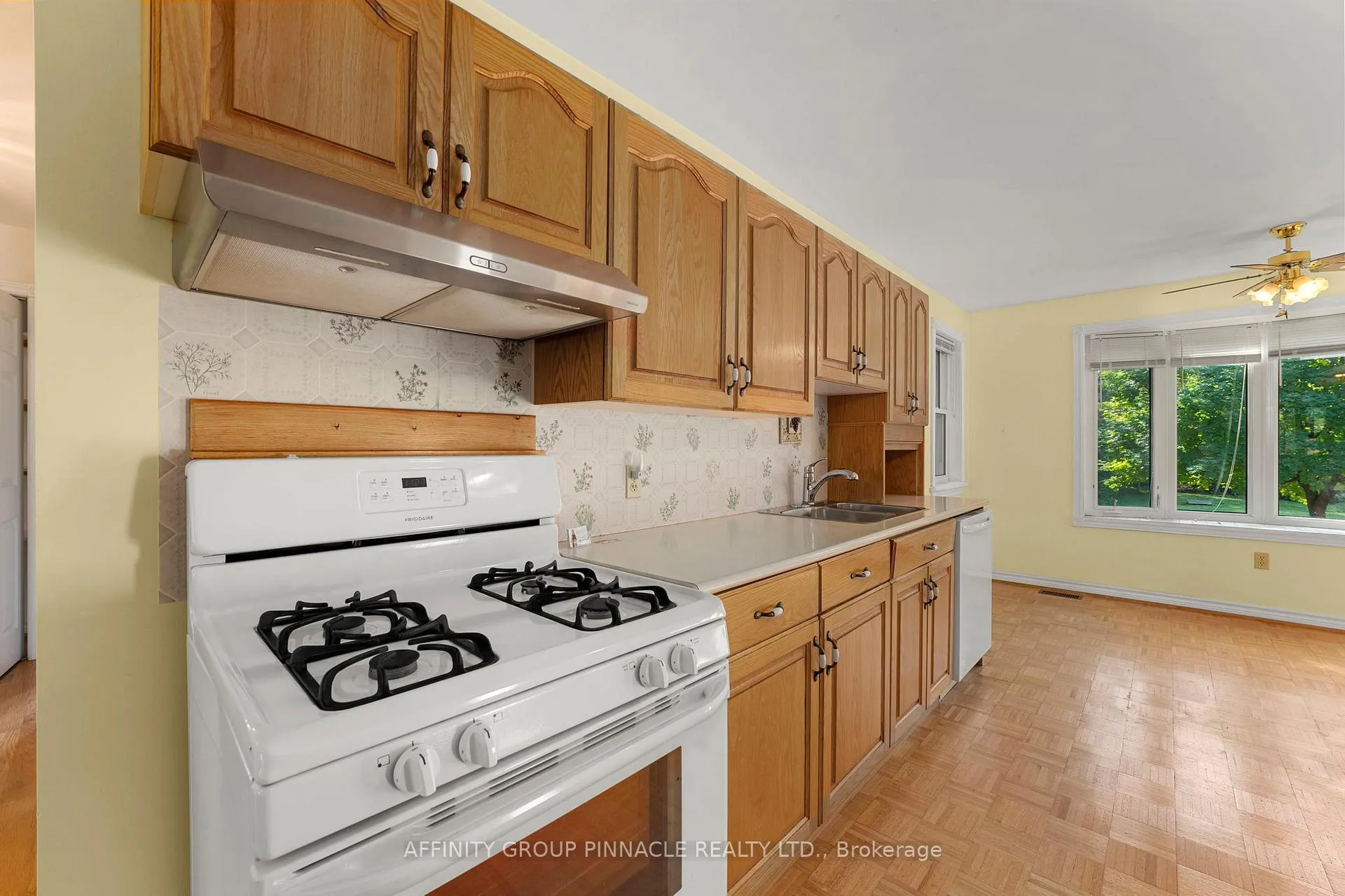 Photo 8 of B1330 Main Street E, Brock, Rural Brock — HOMEH