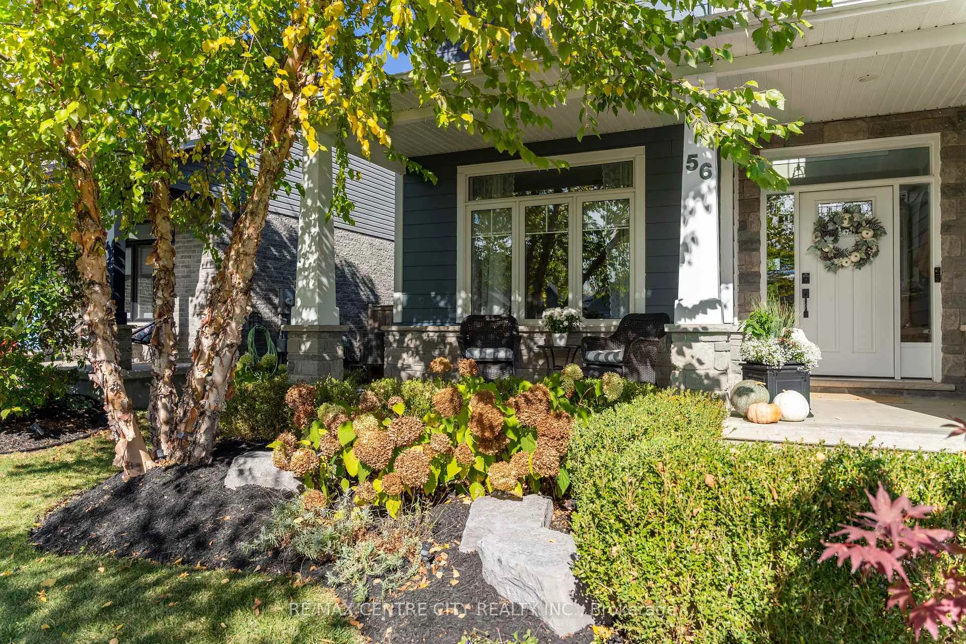 Photo 3 of 56 Caverhill Crescent, Middlesex Centre, Komoka — HOMEH