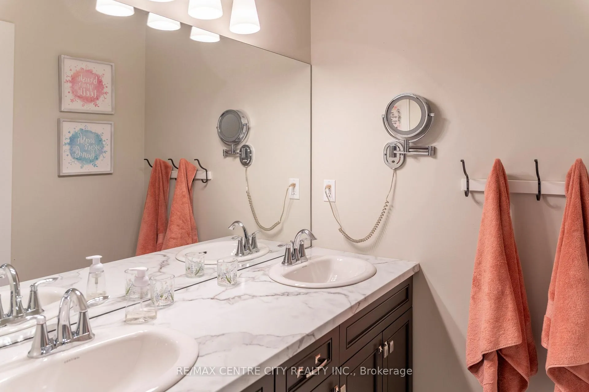 Photo 34 of 56 Caverhill Crescent, Middlesex Centre, Komoka — HOMEH