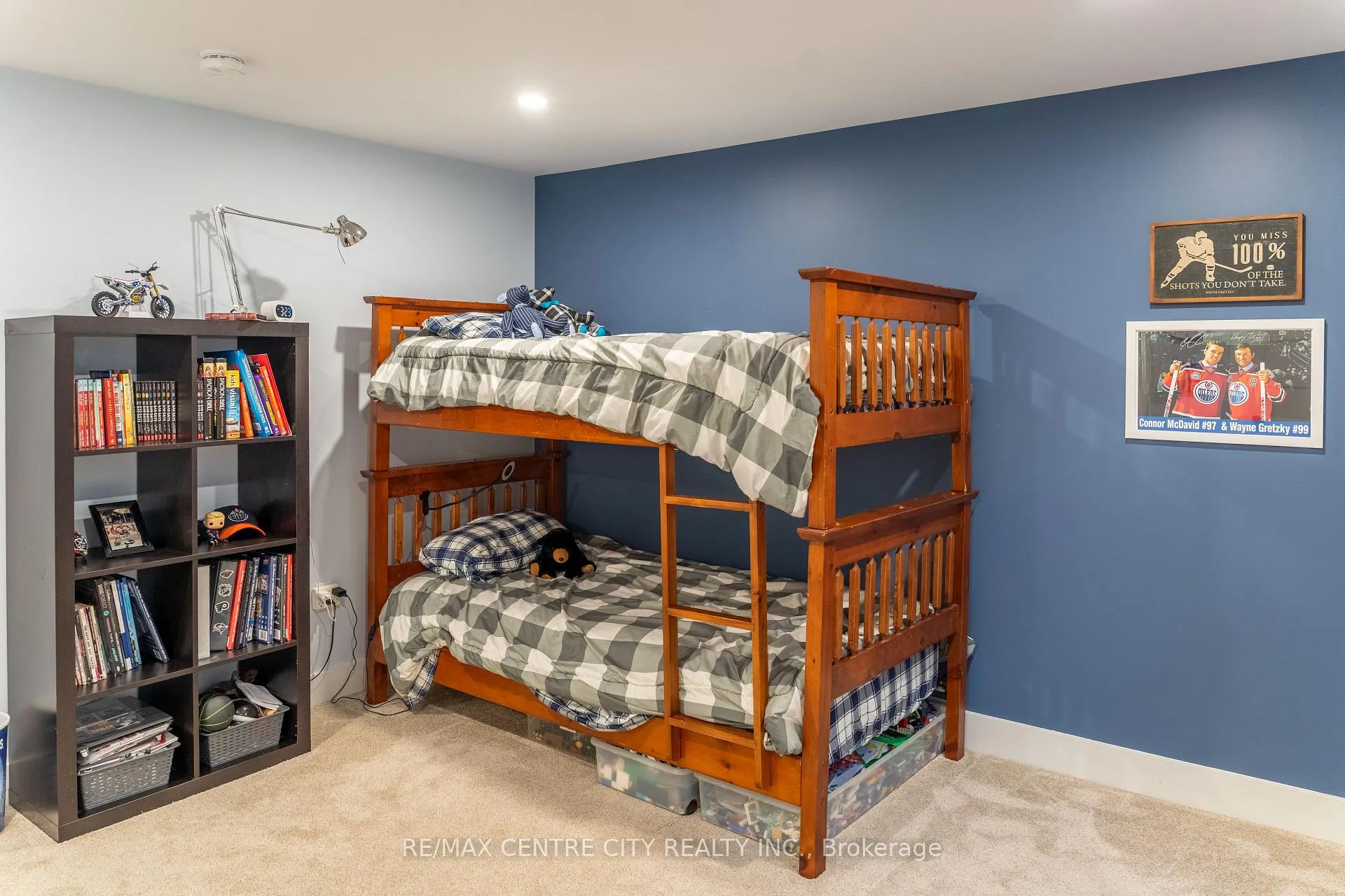 Photo 44 of 56 Caverhill Crescent, Middlesex Centre, Komoka — HOMEH
