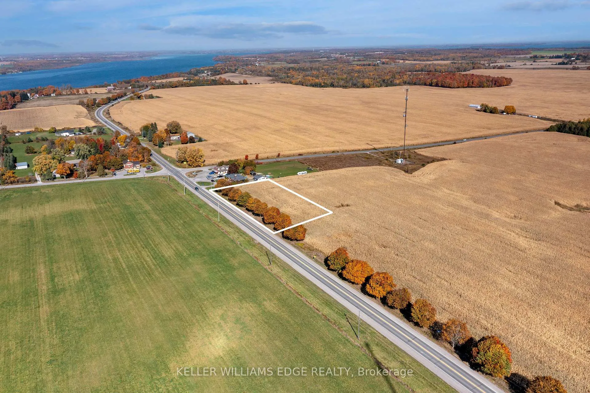 Photo 6 of 16061 Island Road, Scugog, Port Perry — HOMEH