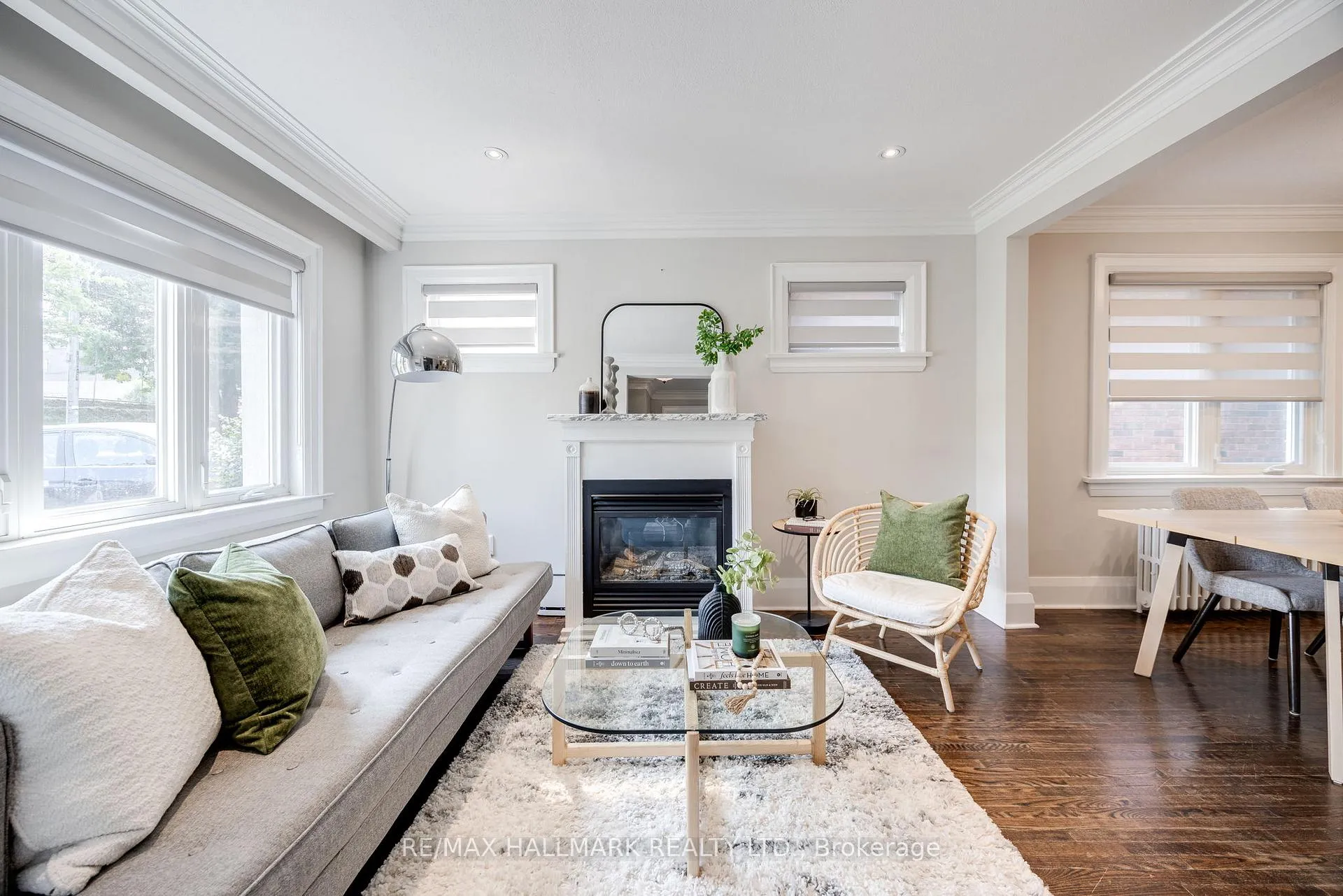 Photo 4 of 212 Broadway Avenue, Toronto, Mount Pleasant East — HOMEH