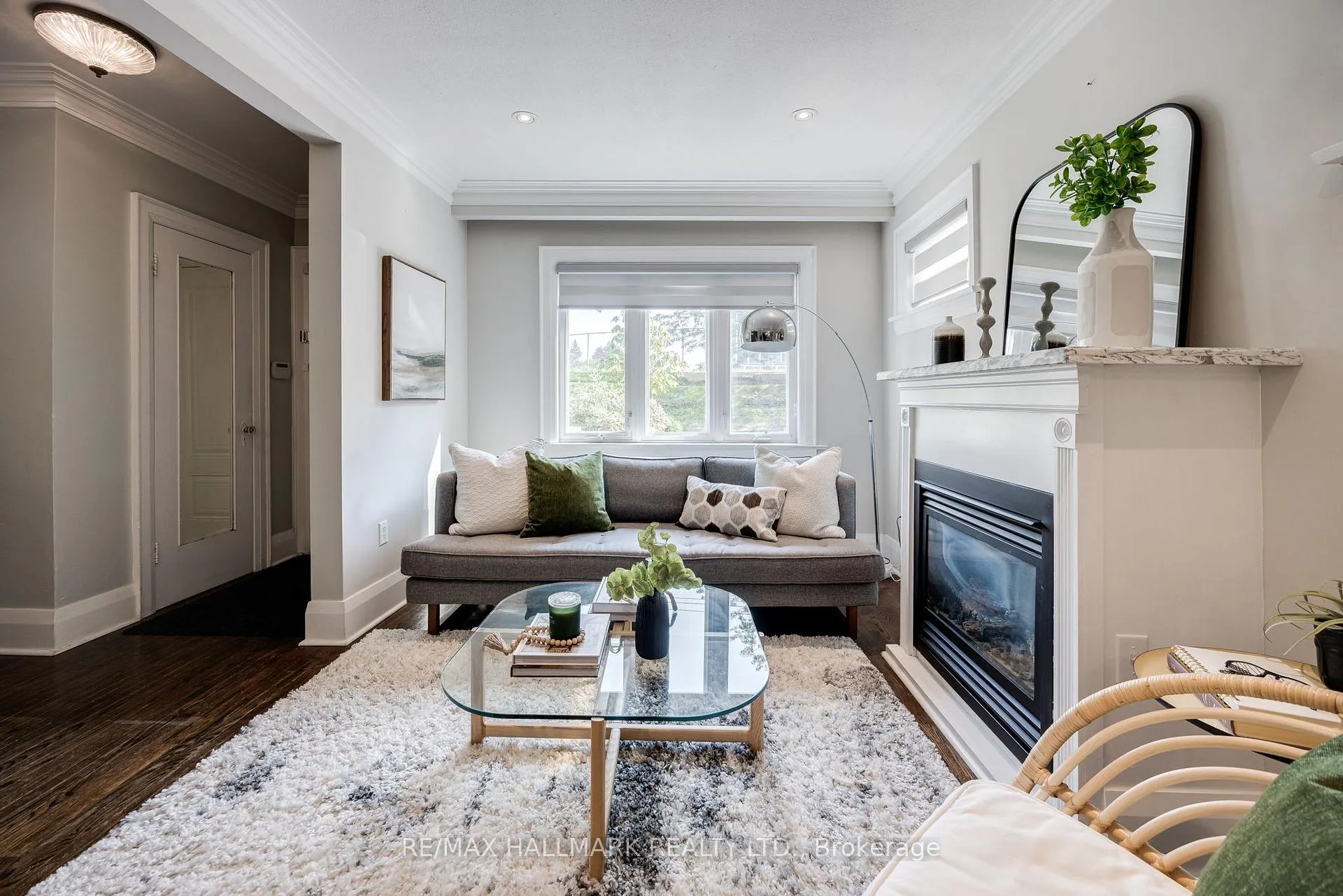 Photo 6 of 212 Broadway Avenue, Toronto, Mount Pleasant East — HOMEH