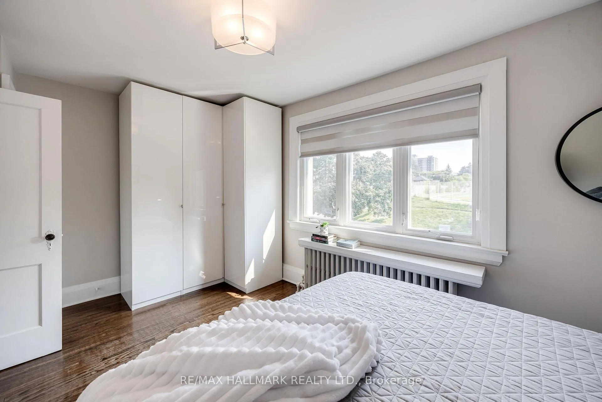 Photo 15 of 212 Broadway Avenue, Toronto, Mount Pleasant East — HOMEH