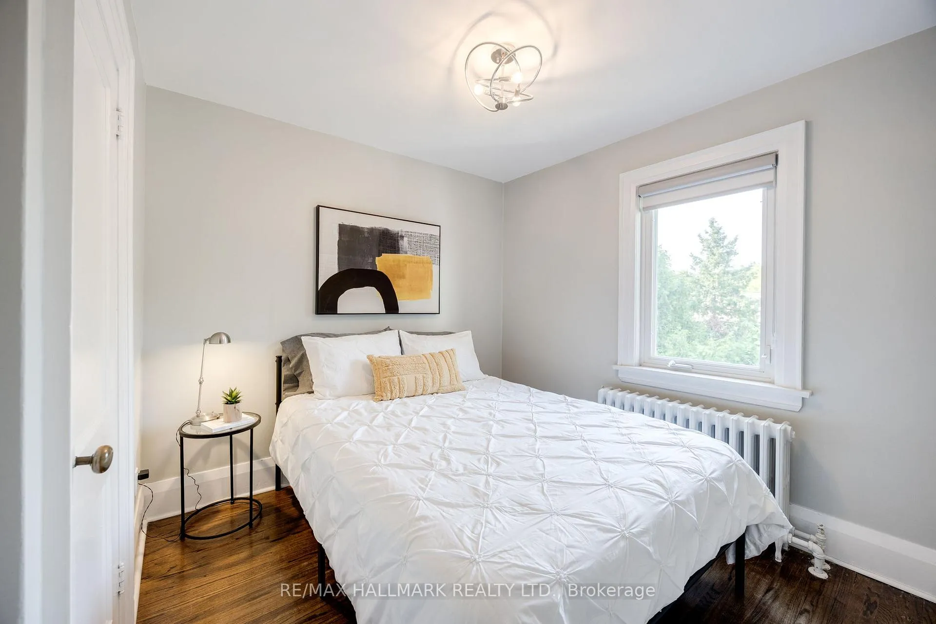 Photo 18 of 212 Broadway Avenue, Toronto, Mount Pleasant East — HOMEH