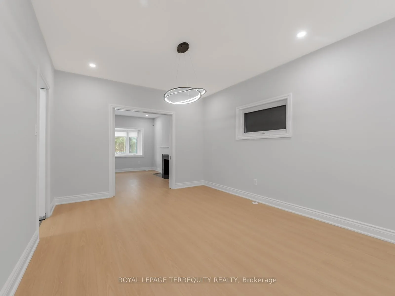 Photo 9 of 533 Soudan Avenue, Toronto, Mount Pleasant East — HOMEH