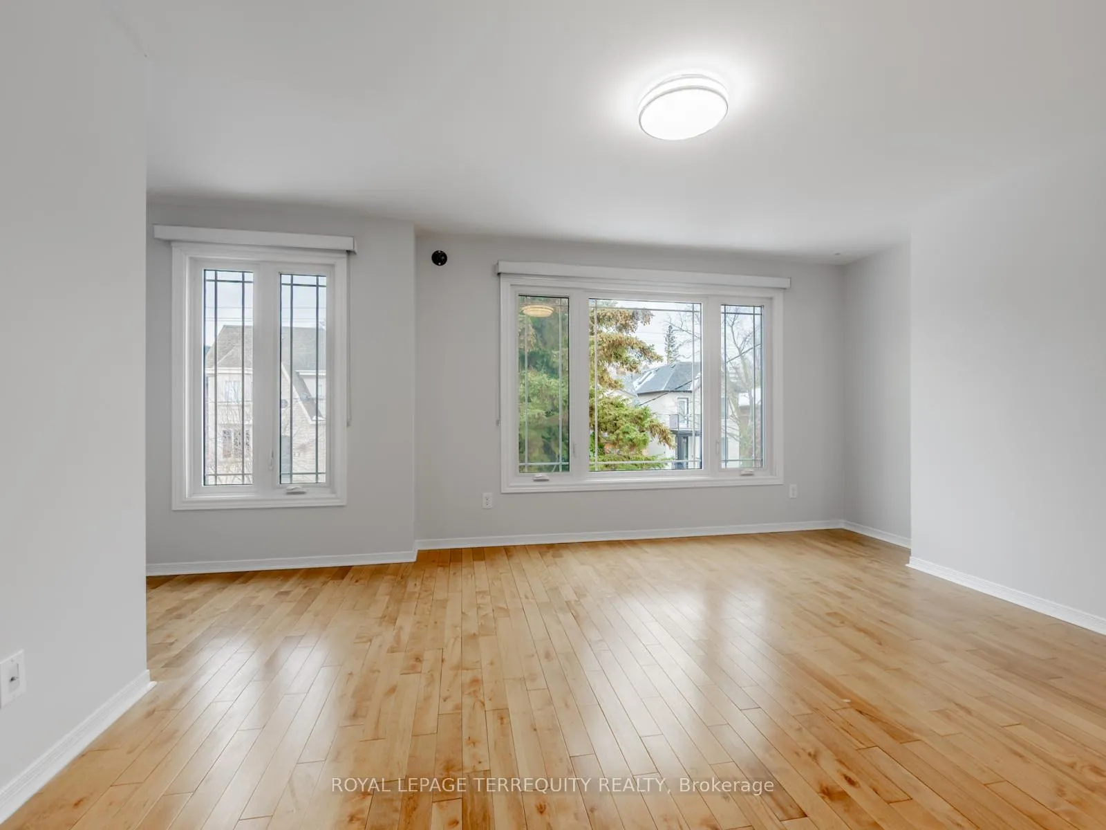 Photo 18 of 533 Soudan Avenue, Toronto, Mount Pleasant East — HOMEH