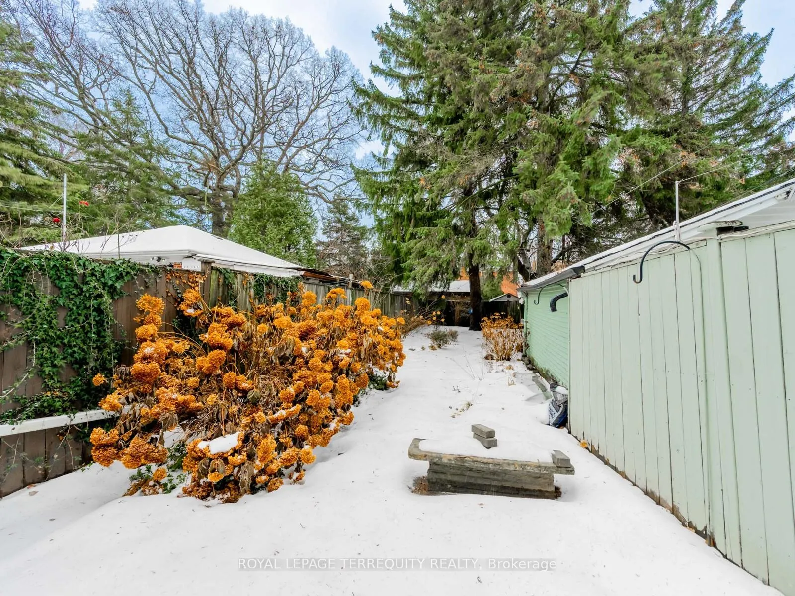 Photo 36 of 533 Soudan Avenue, Toronto, Mount Pleasant East — HOMEH