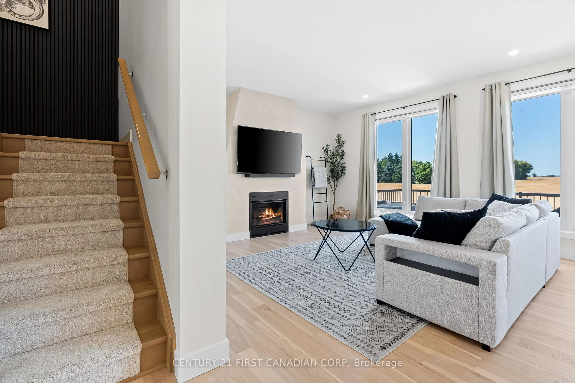 Photo 7 of Unit 1, 7966 Fallon Drive, Lucan Biddulph, Granton — HOMEH
