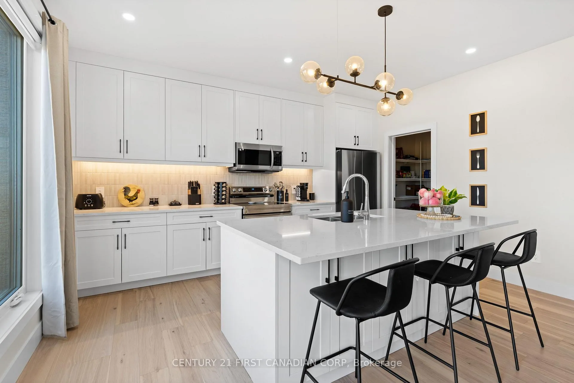 Photo 14 of Unit 1, 7966 Fallon Drive, Lucan Biddulph, Granton — HOMEH