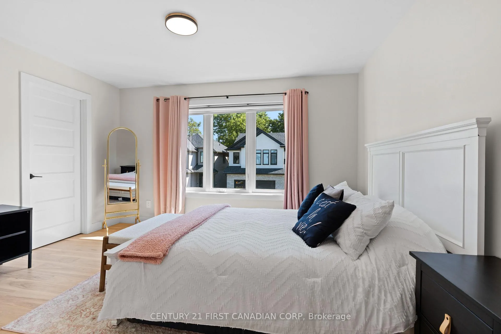 Photo 26 of Unit 1, 7966 Fallon Drive, Lucan Biddulph, Granton — HOMEH